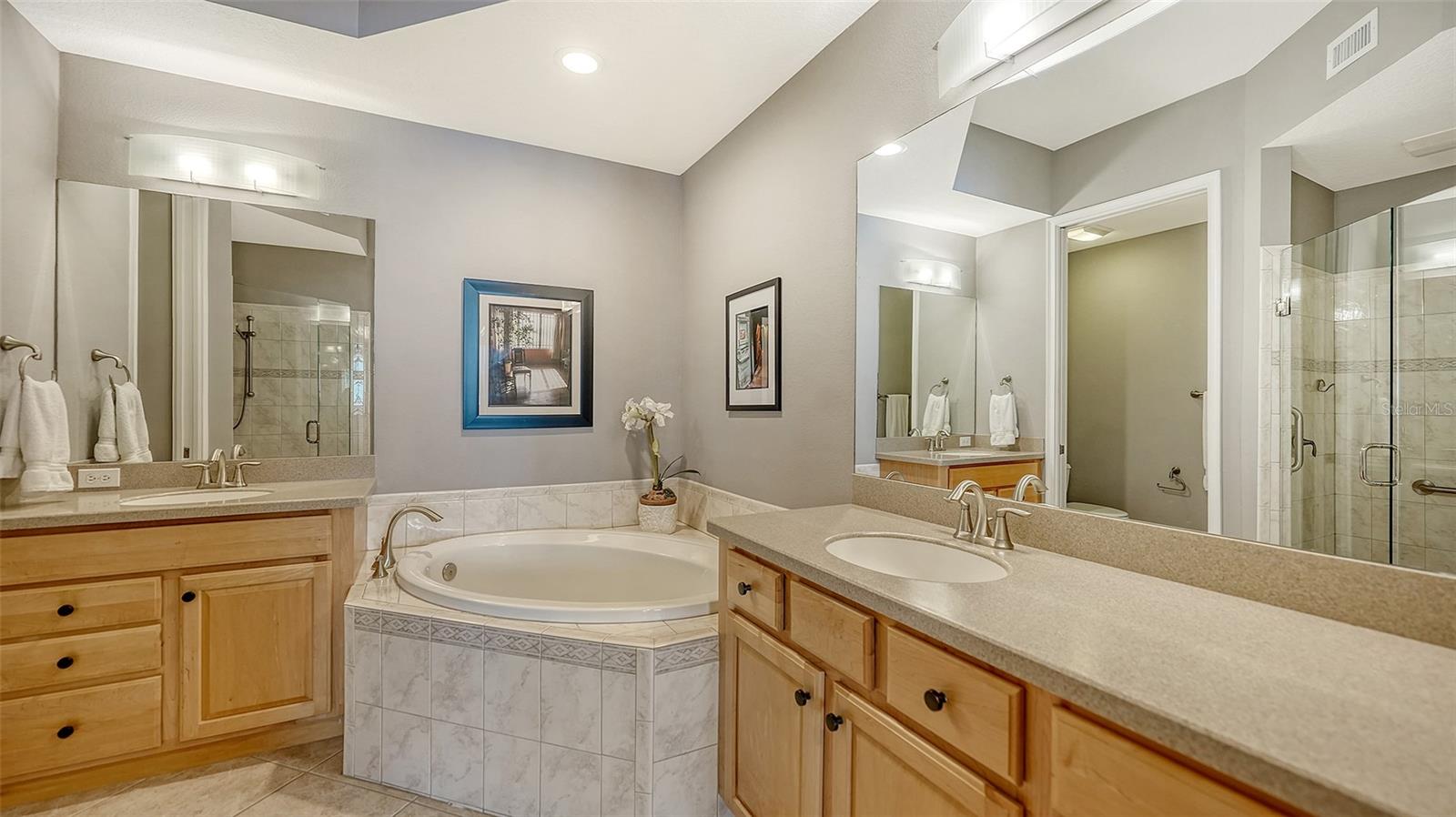 Image 45 of 100 For 6539 Moorings Point Circle 102