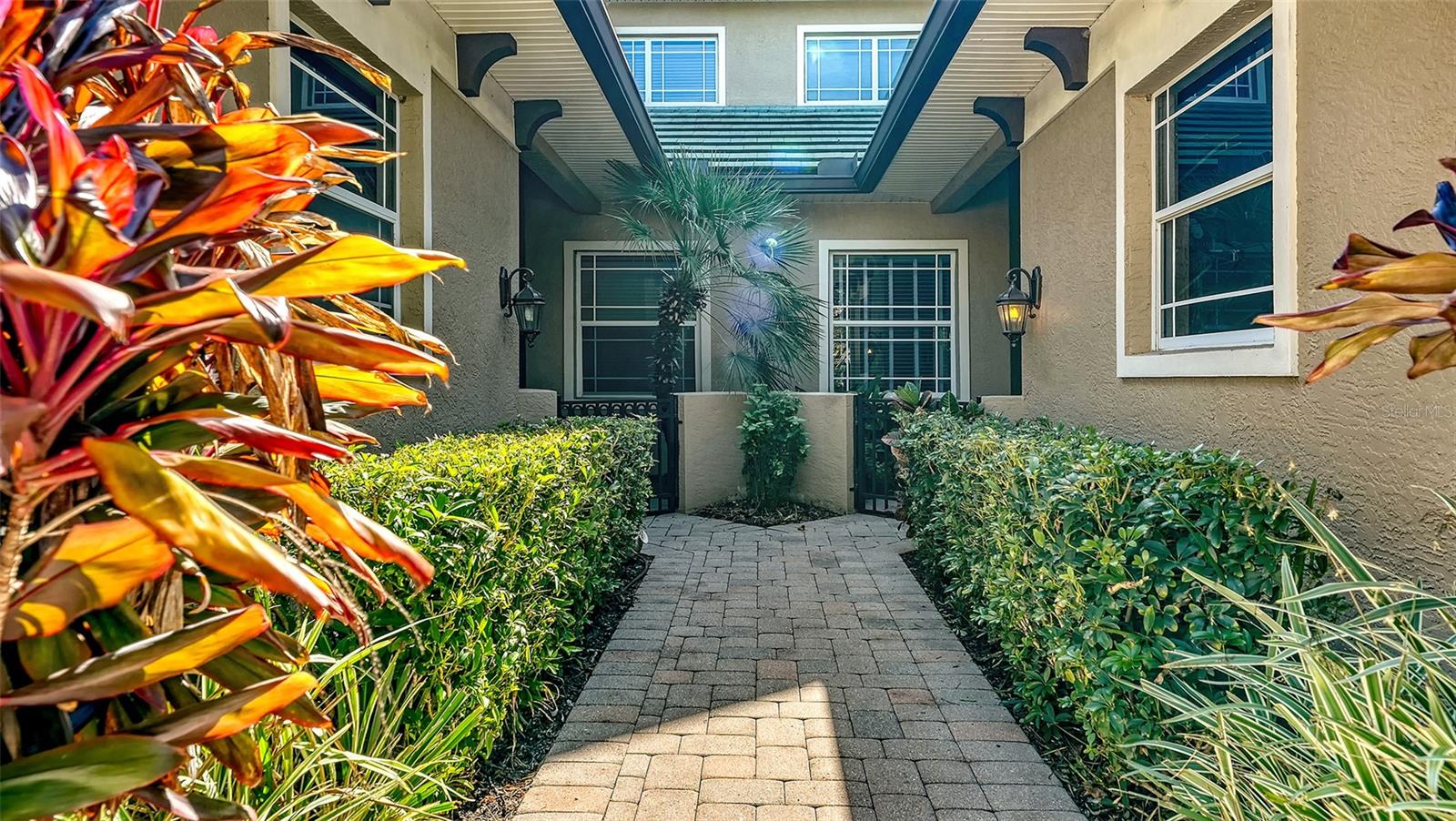 Image 5 of 100 For 6539 Moorings Point Circle 102