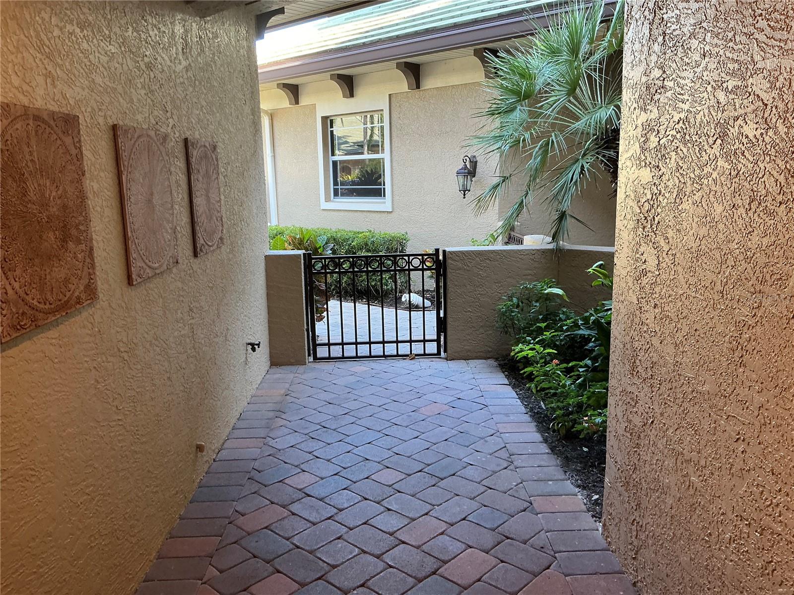 Image 7 of 100 For 6539 Moorings Point Circle 102