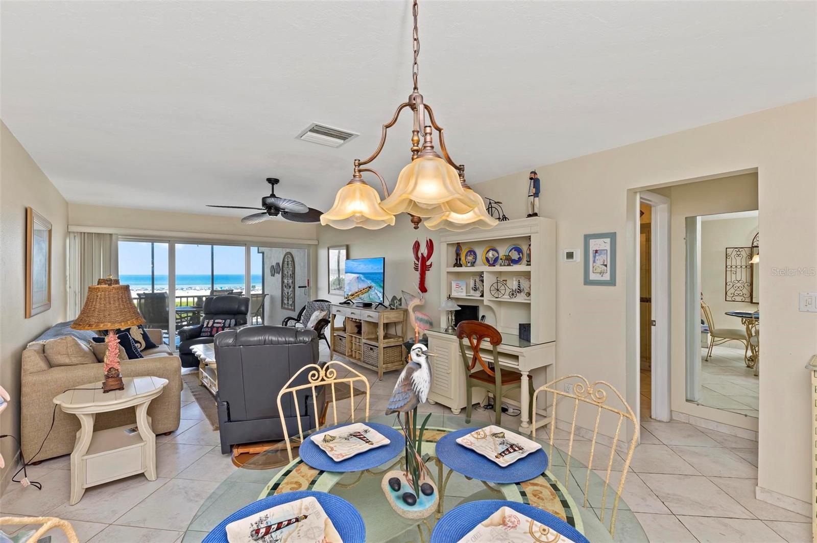 Image 17 of 99 For 797 Beach Road 509