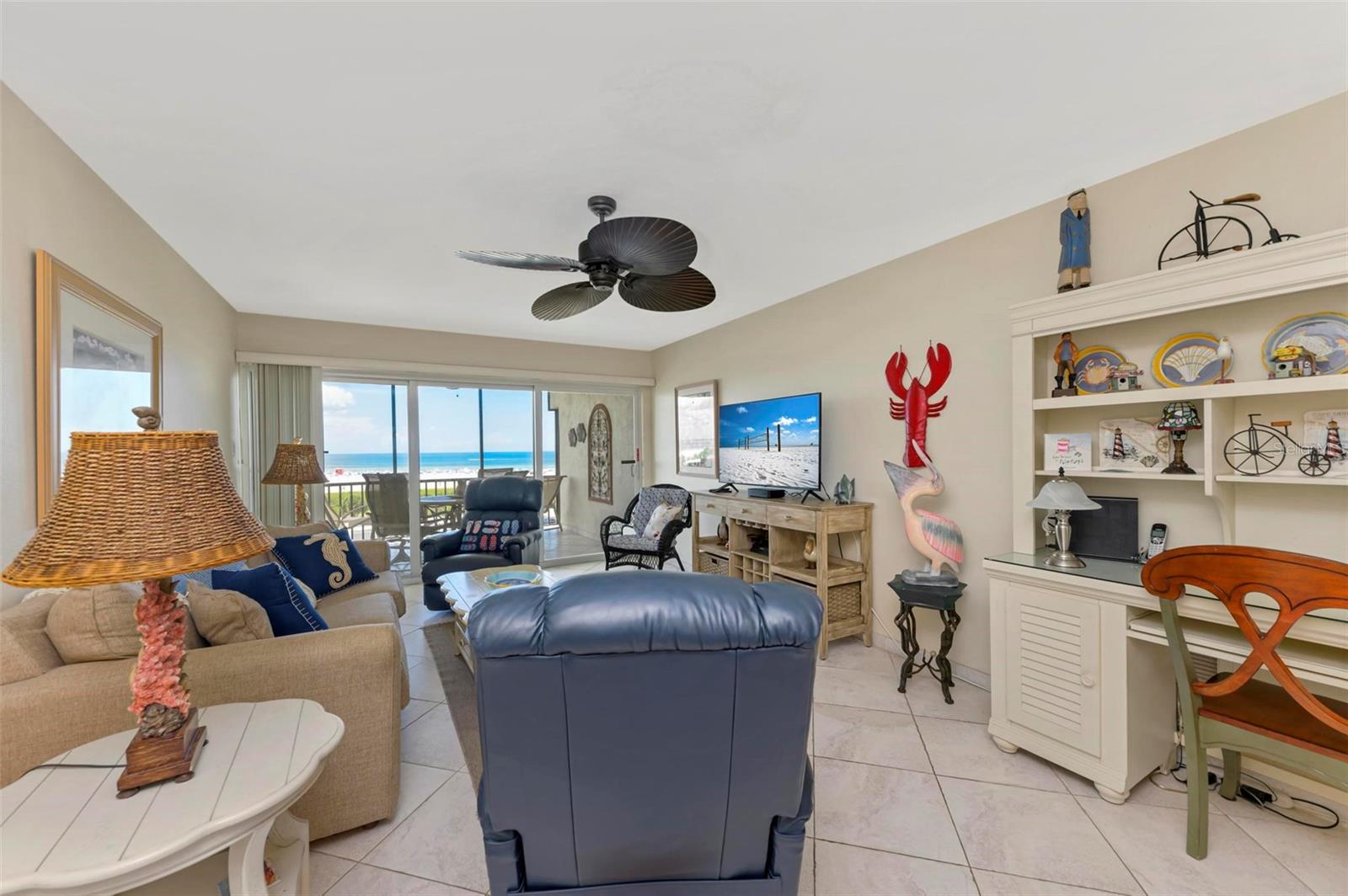 Image 19 of 99 For 797 Beach Road 509