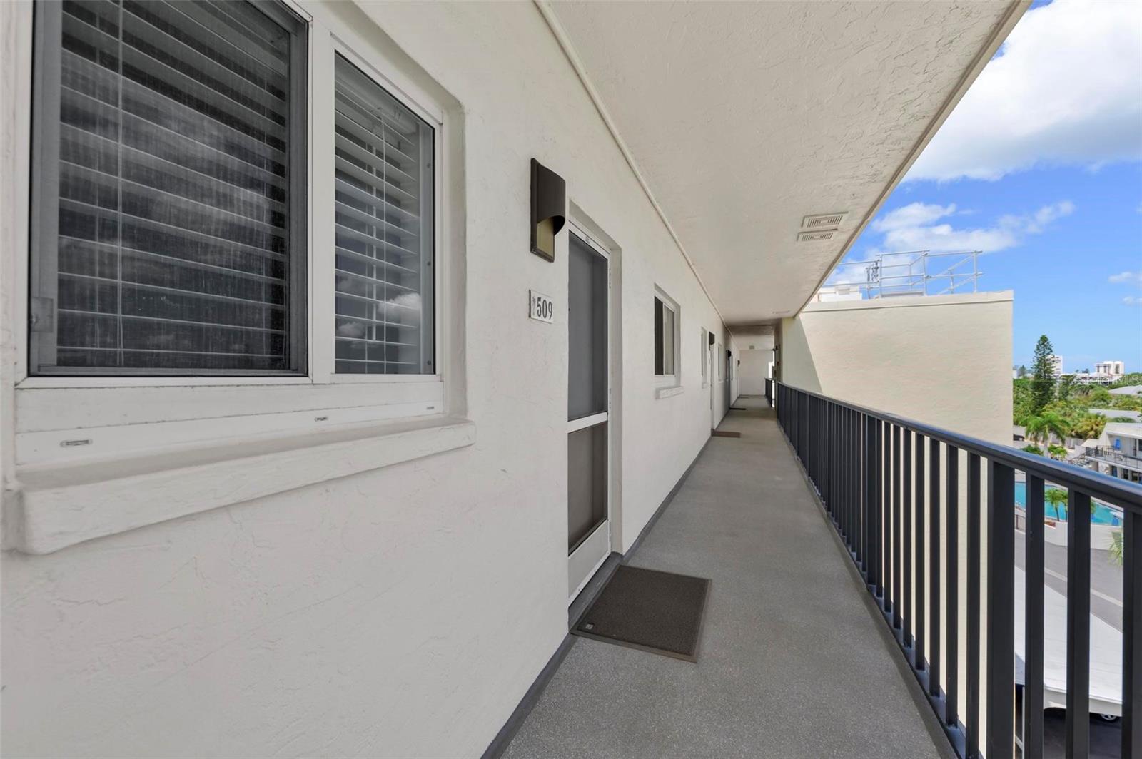 Image 35 of 99 For 797 Beach Road 509