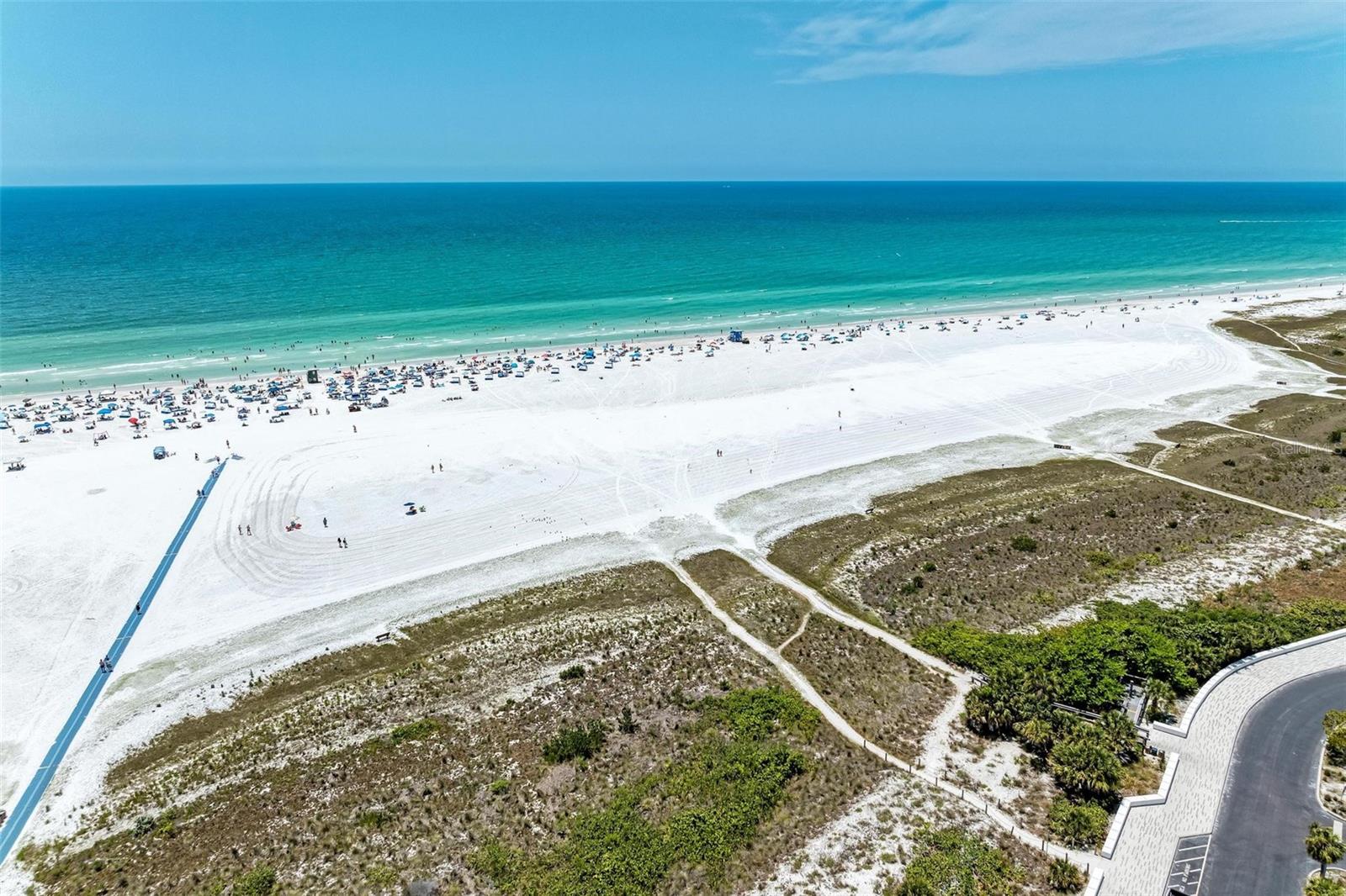 Image 44 of 99 For 797 Beach Road 509