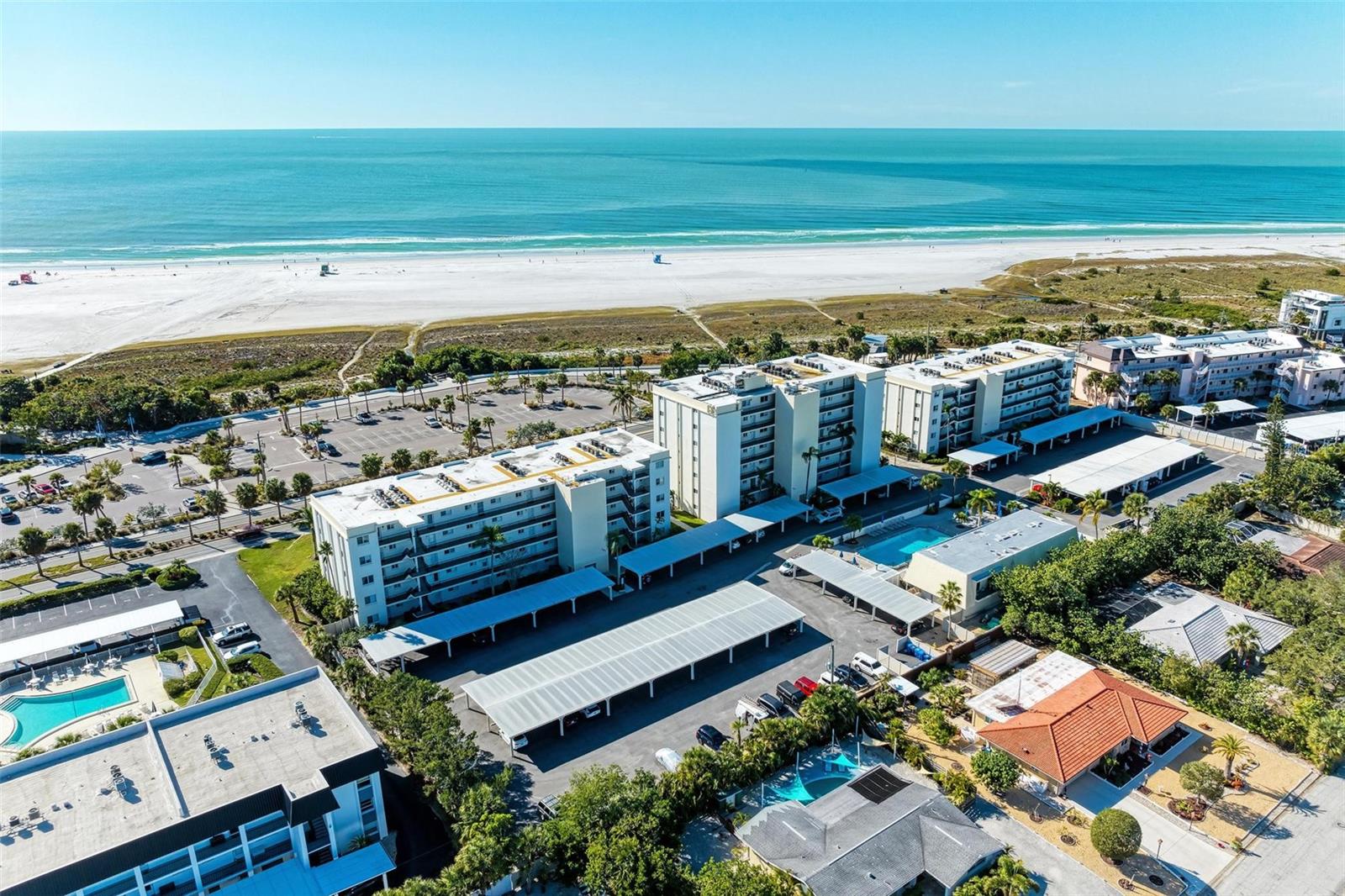 Image 50 of 99 For 797 Beach Road 509
