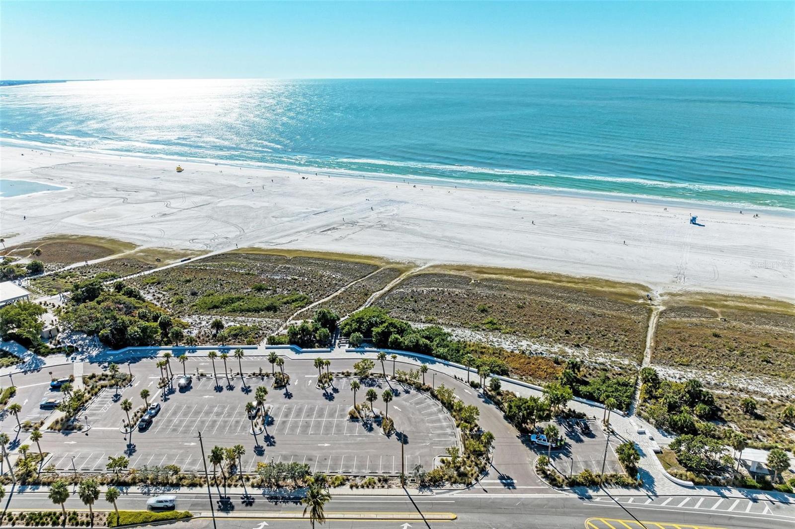 Image 70 of 99 For 797 Beach Road 509