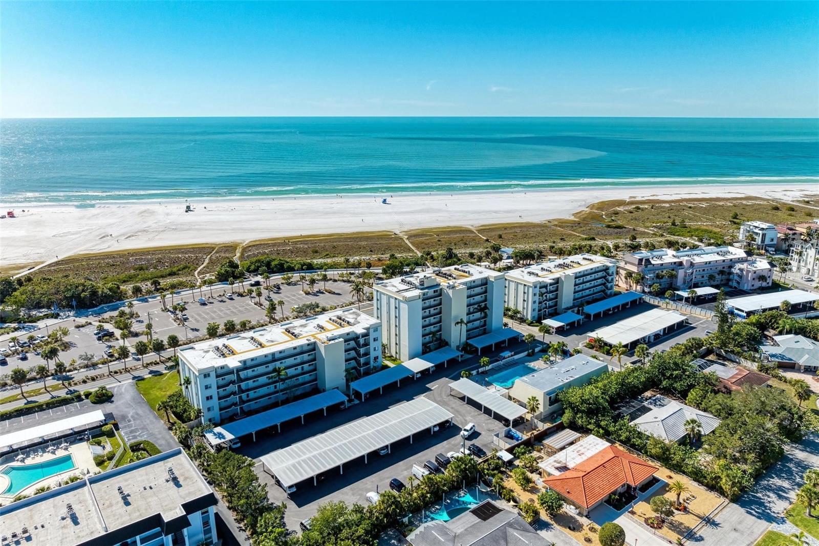Image 72 of 99 For 797 Beach Road 509