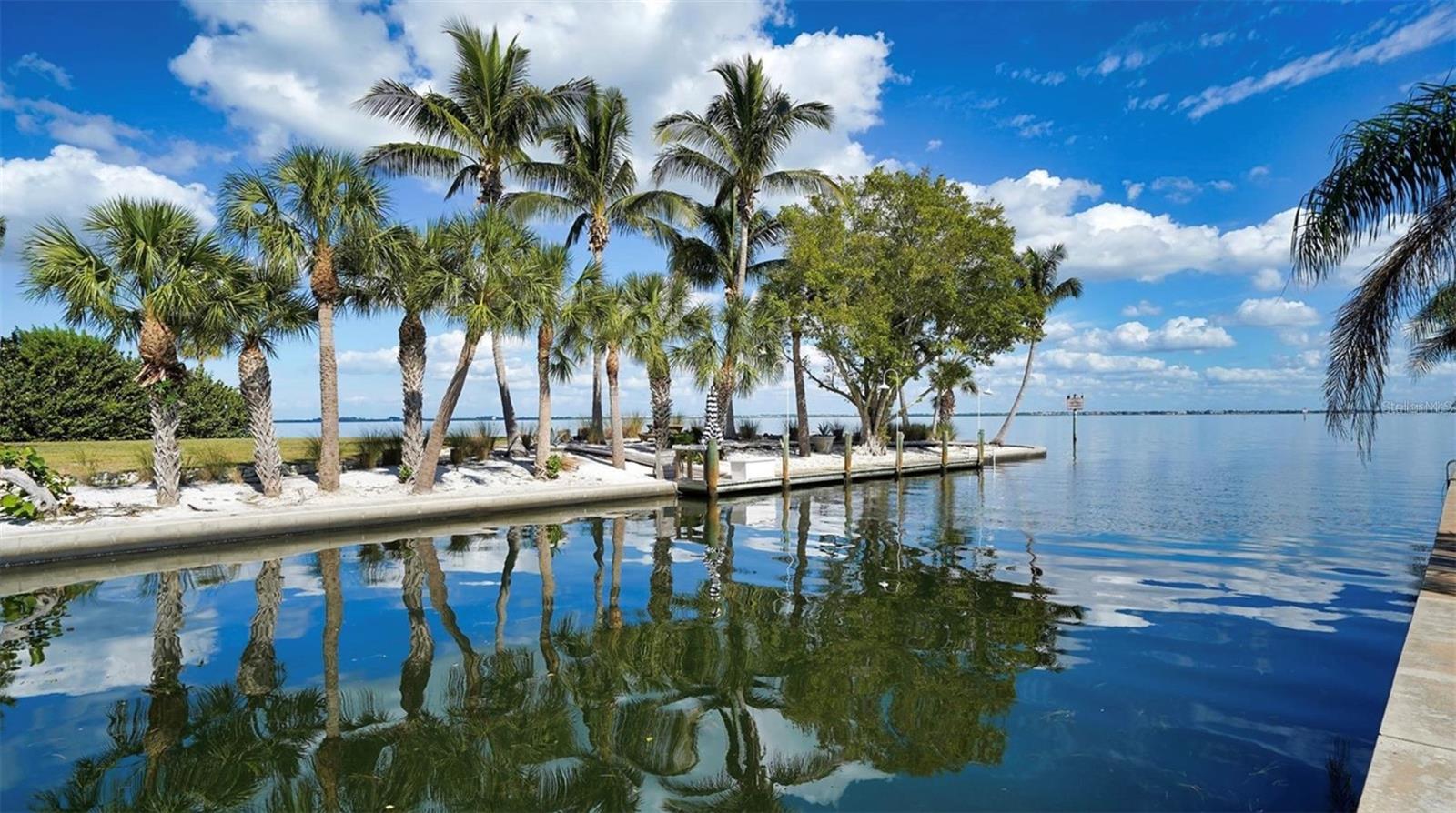 Image 31 of 47 For 4976 Gulf Of Mexico Drive Villa 18