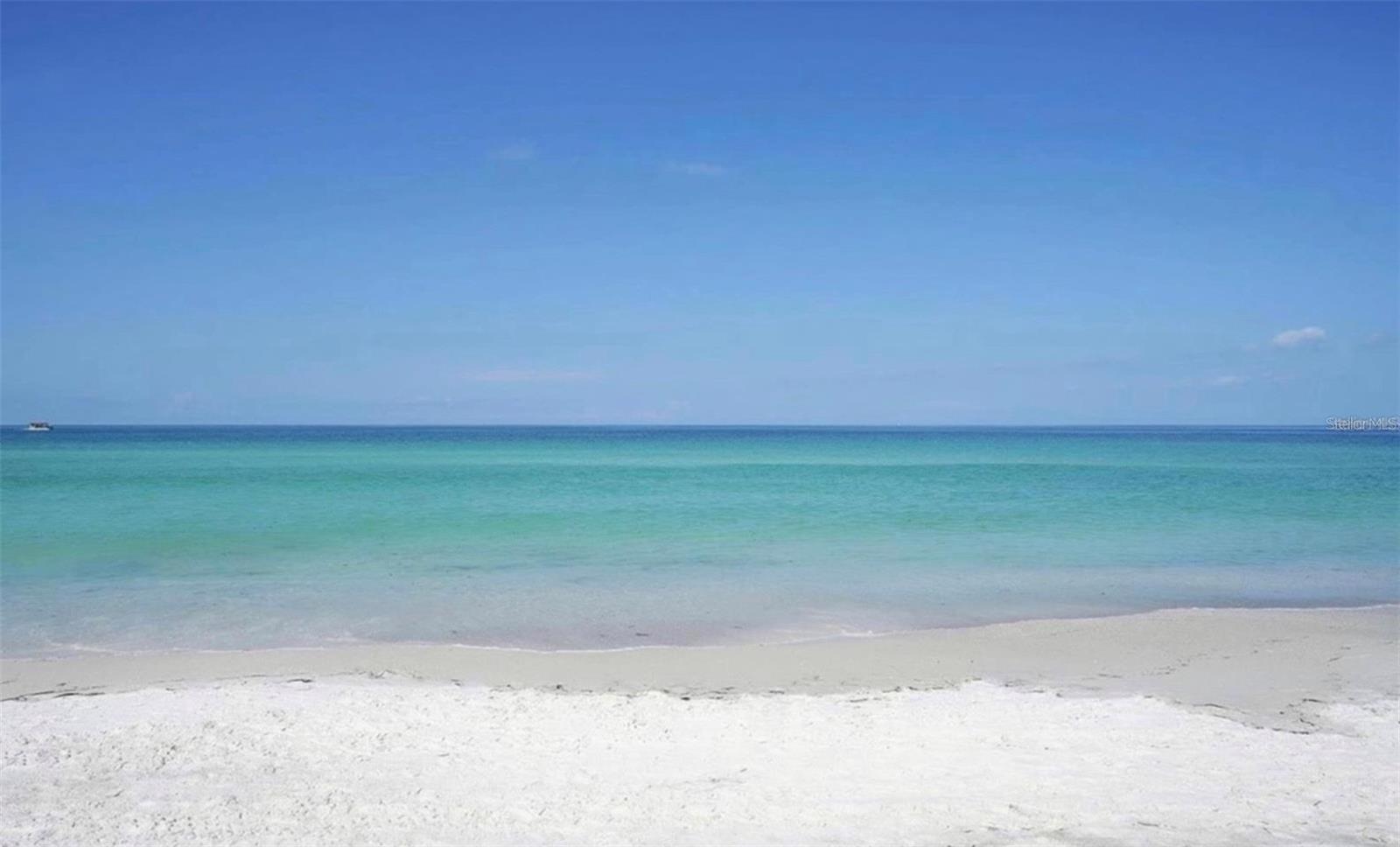 Image 33 of 47 For 4976 Gulf Of Mexico Drive Villa 18