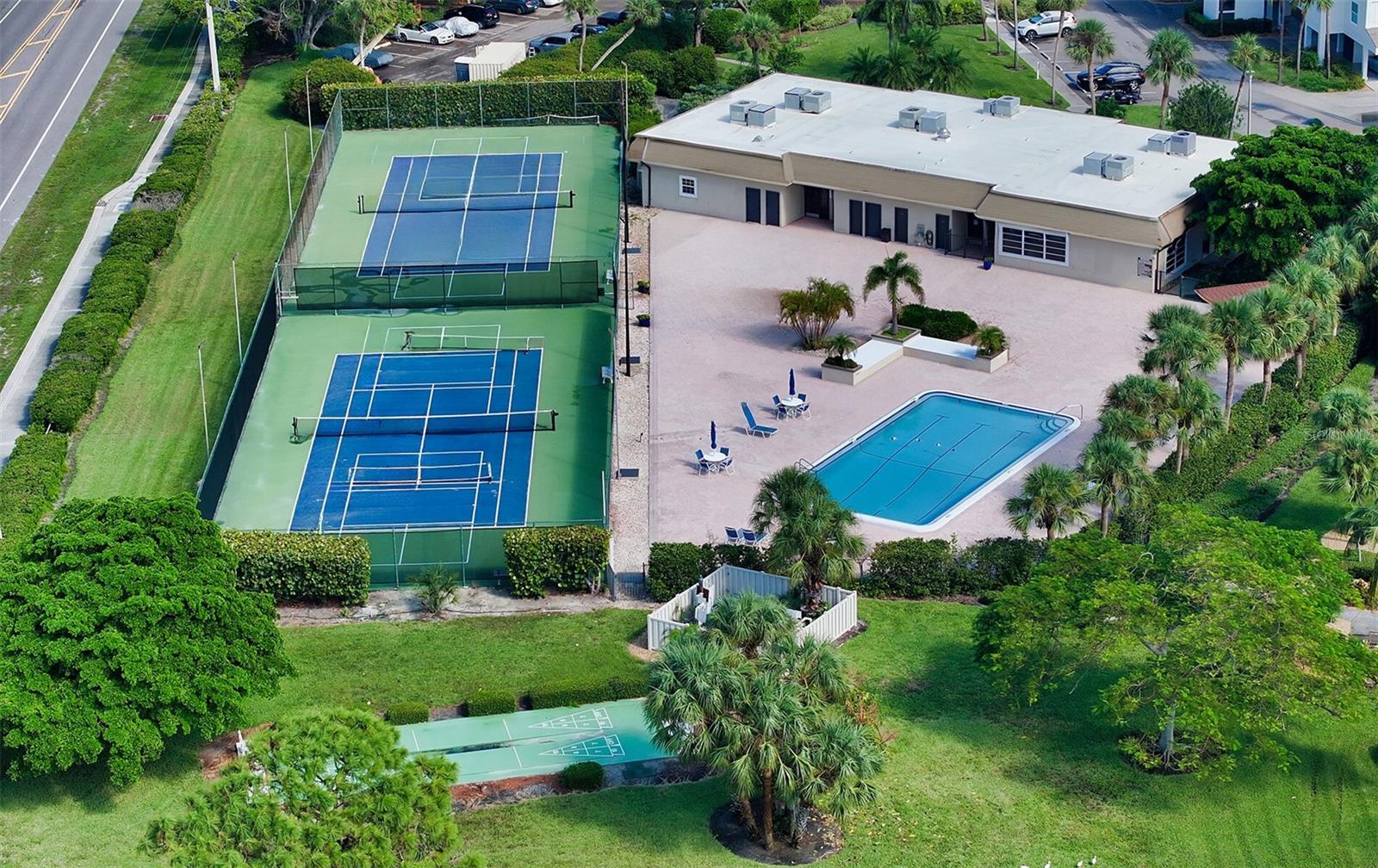 Image 35 of 47 For 4976 Gulf Of Mexico Drive Villa 18