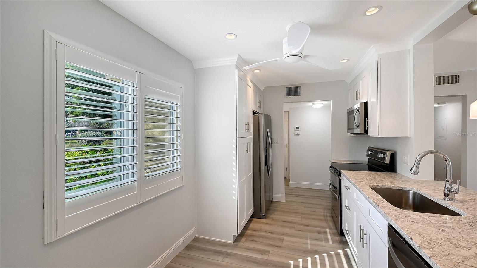 Image 9 of 47 For 4976 Gulf Of Mexico Drive Villa 18