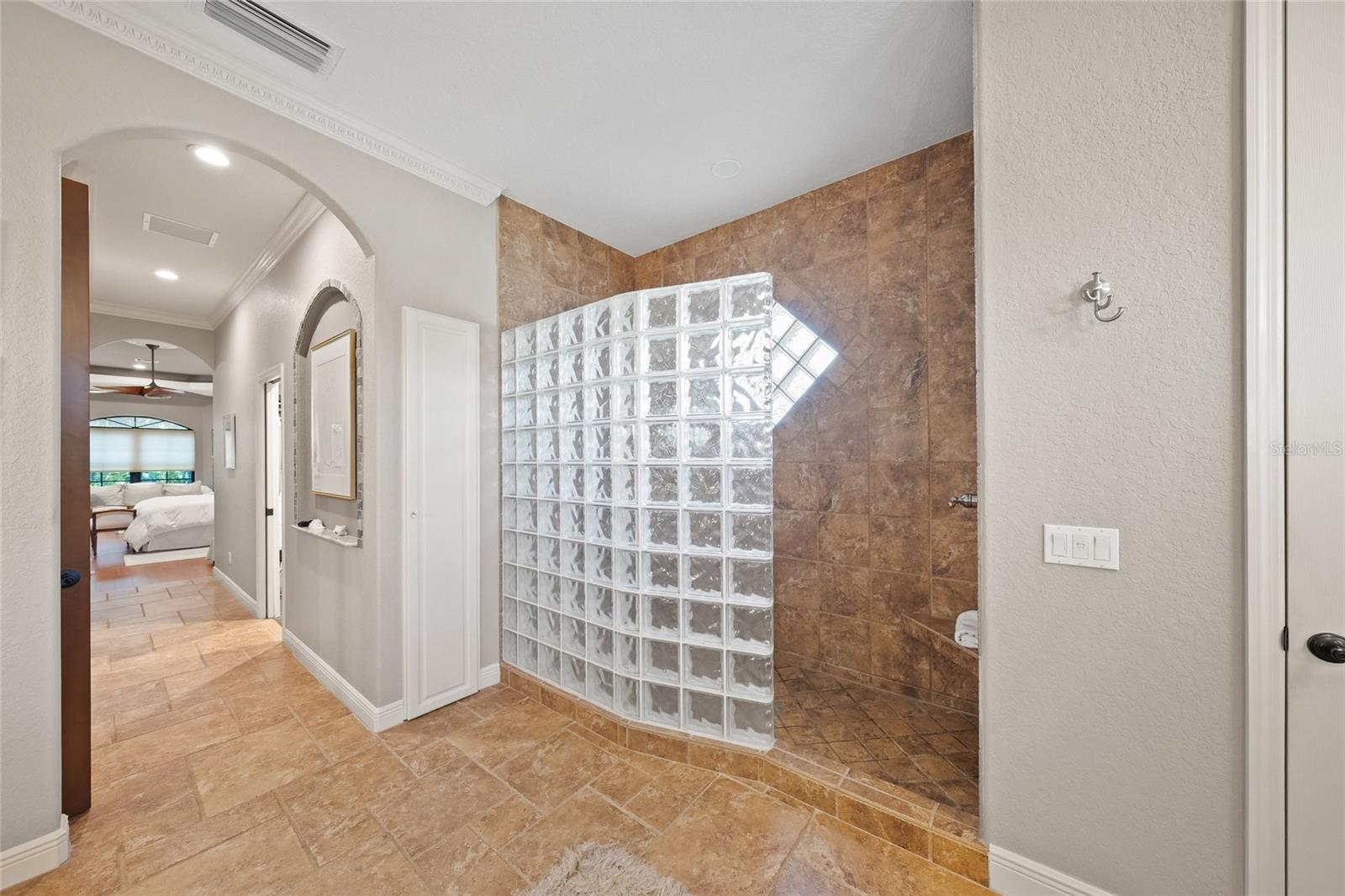 Image 28 of 65 For 12509 Safe Harbour Drive
