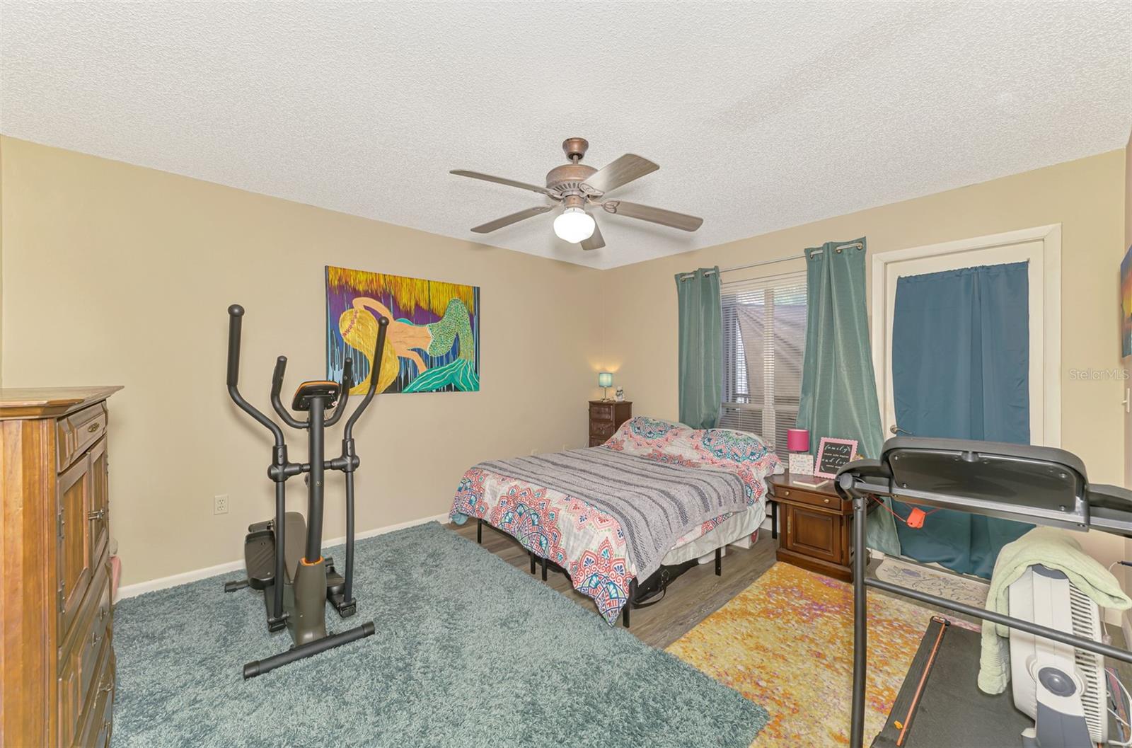 Image 24 of 47 For 255 Fenwick Drive 18