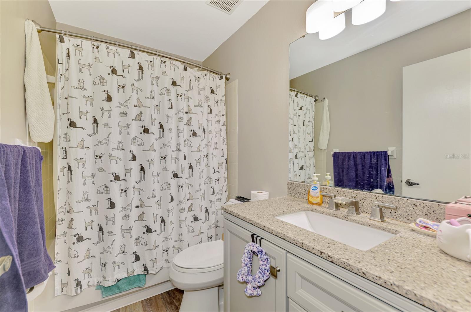 Image 33 of 47 For 255 Fenwick Drive 18