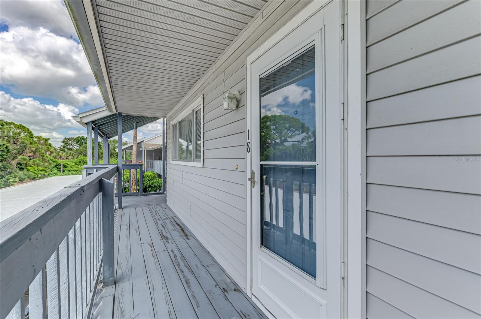 Image 5 of 47 For 255 Fenwick Drive 18