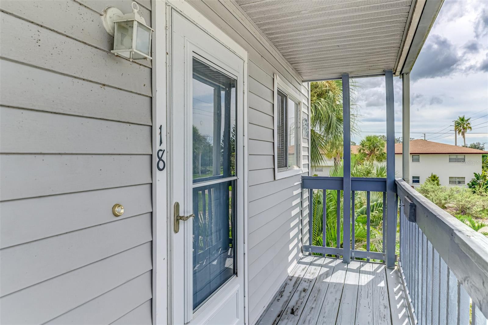 Image 6 of 47 For 255 Fenwick Drive 18