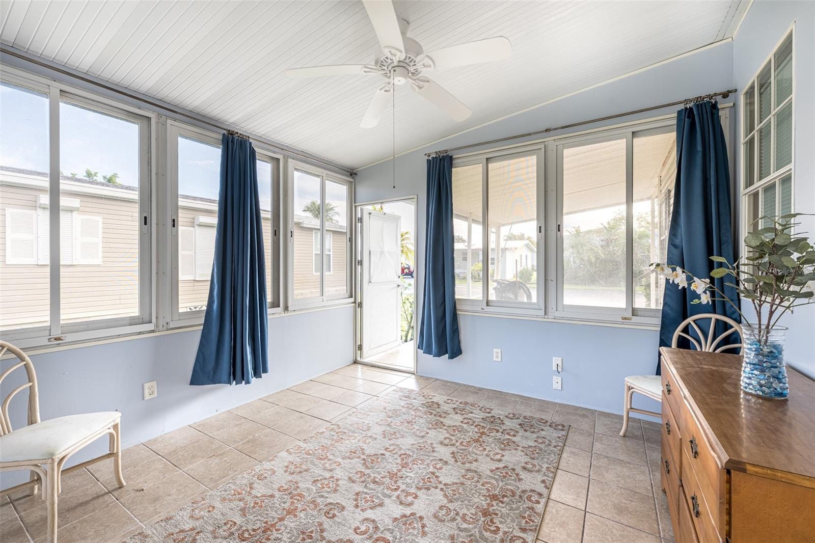 Image 26 of 43 For 5707 45th Street E 84