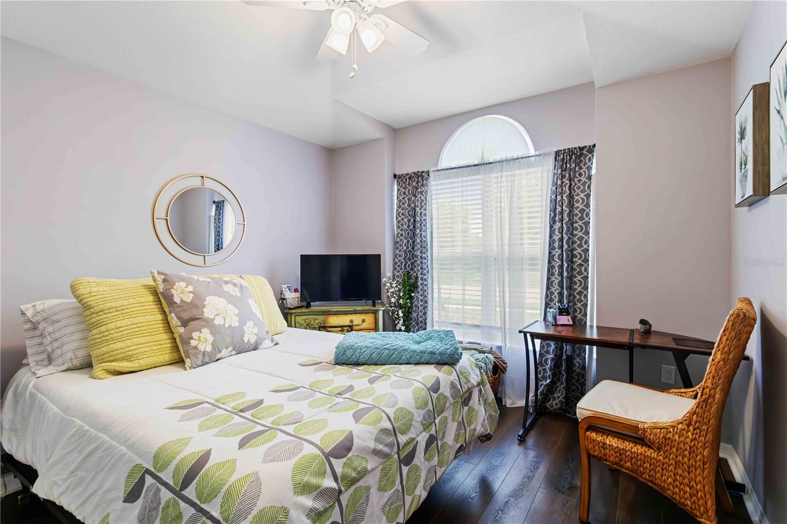 Image 13 of 56 For 5509 83rd Terrace E