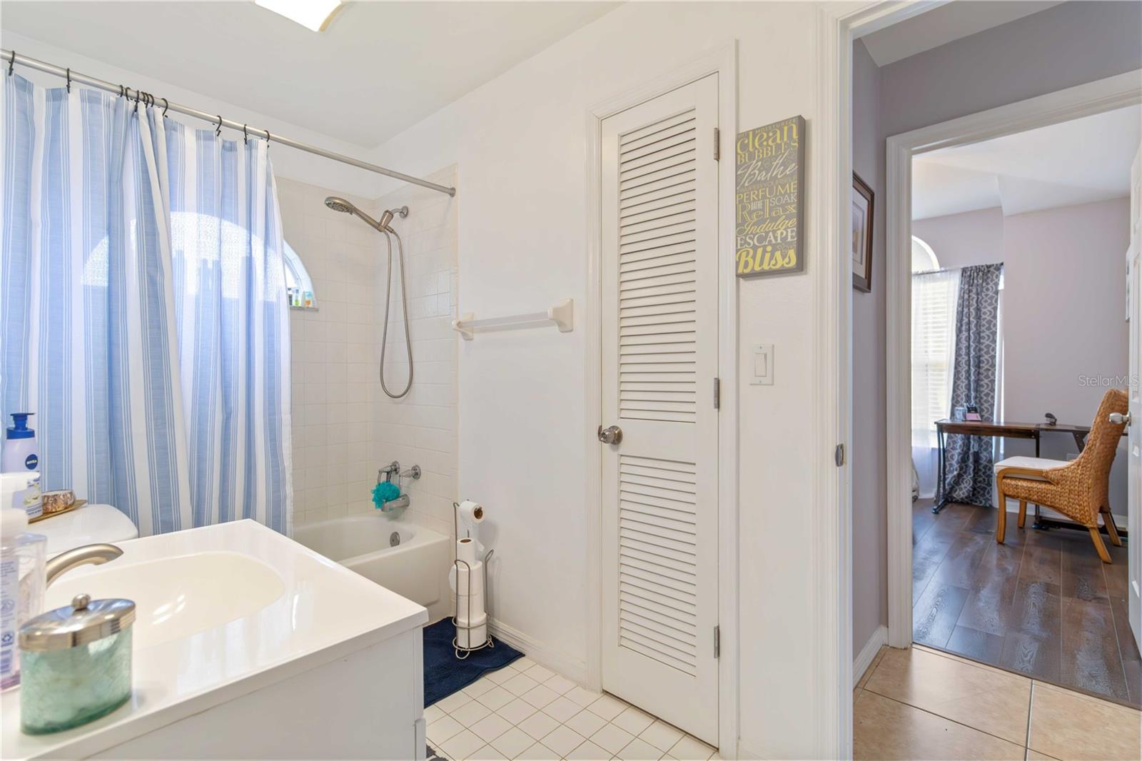 Image 15 of 56 For 5509 83rd Terrace E