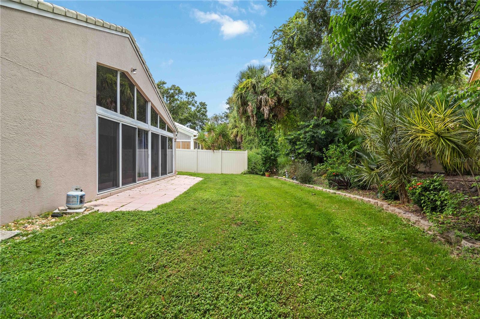 Image 26 of 56 For 5509 83rd Terrace E