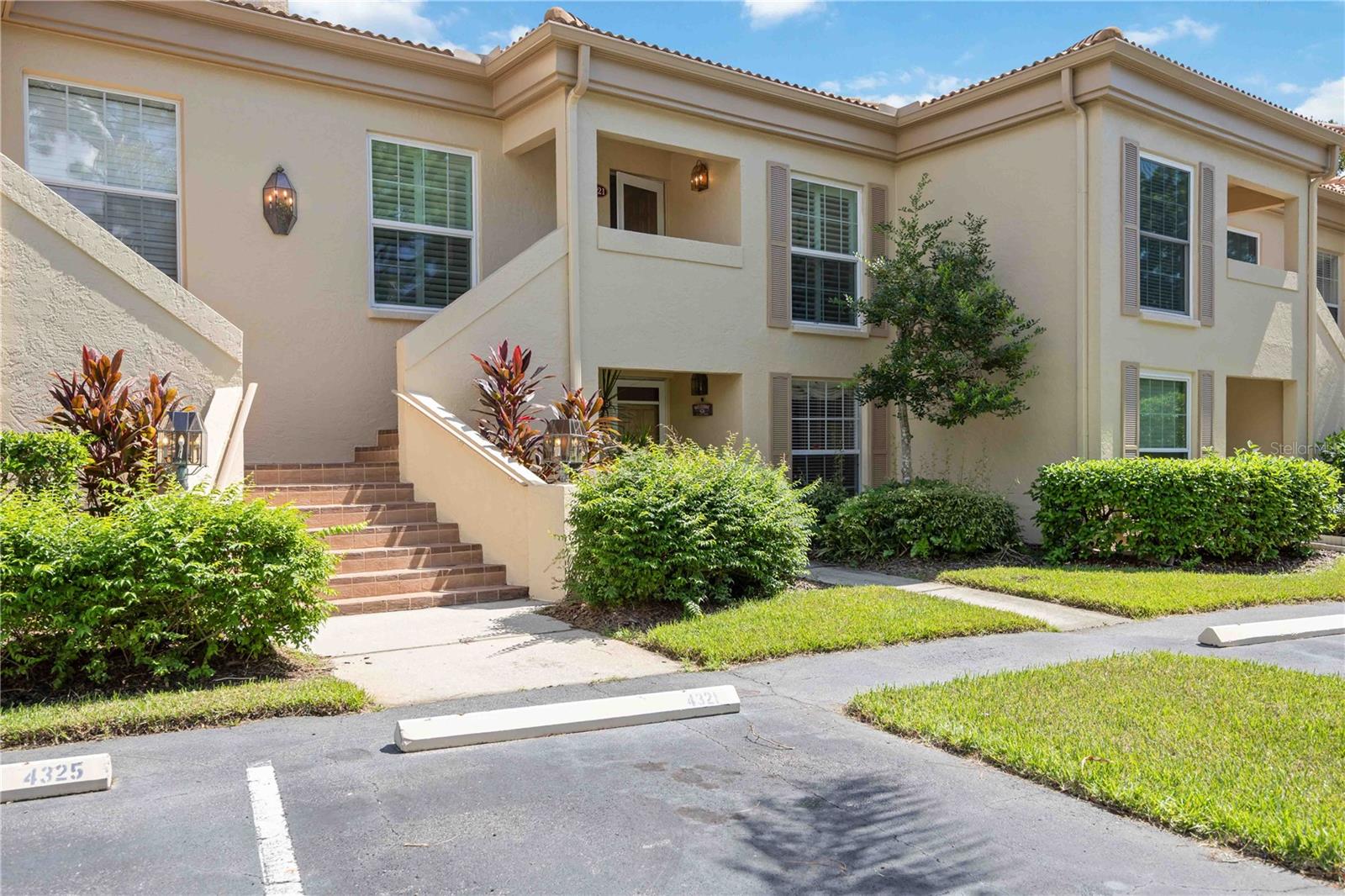 Details for 4321 Longmeadow  14, SARASOTA, FL 34235