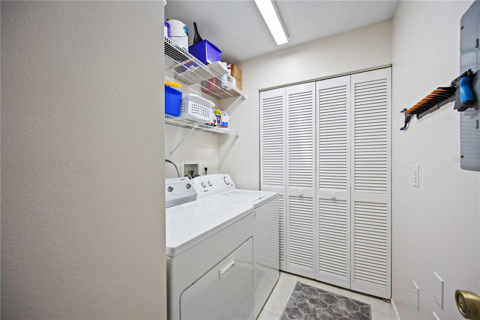 Image 17 of 22 For 4321 Longmeadow  14