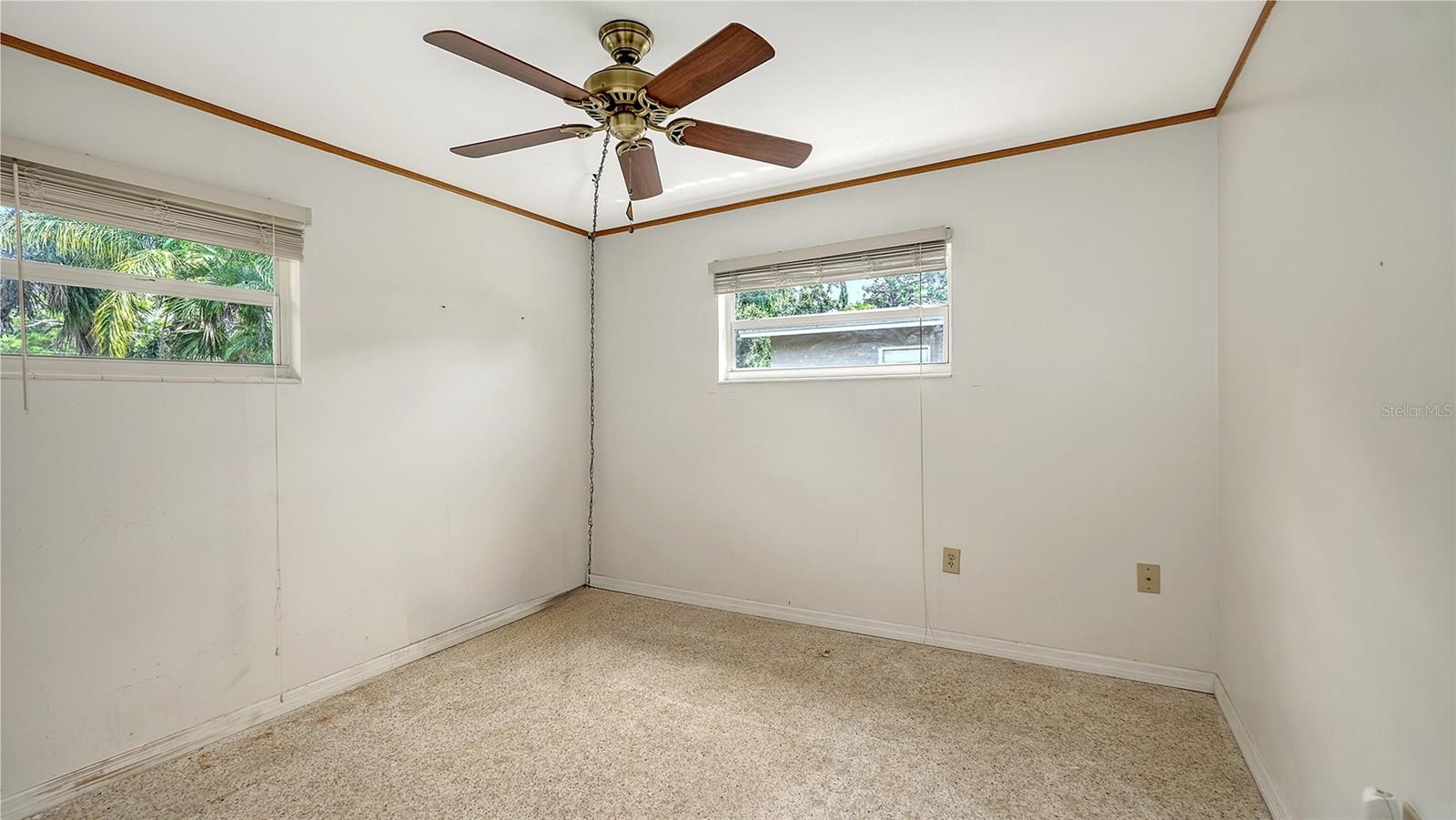 Image 20 of 34 For 2127 Vinson Avenue
