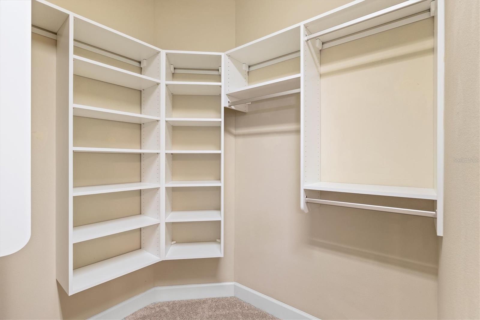 Image 28 of 96 For 4945 Savona Run