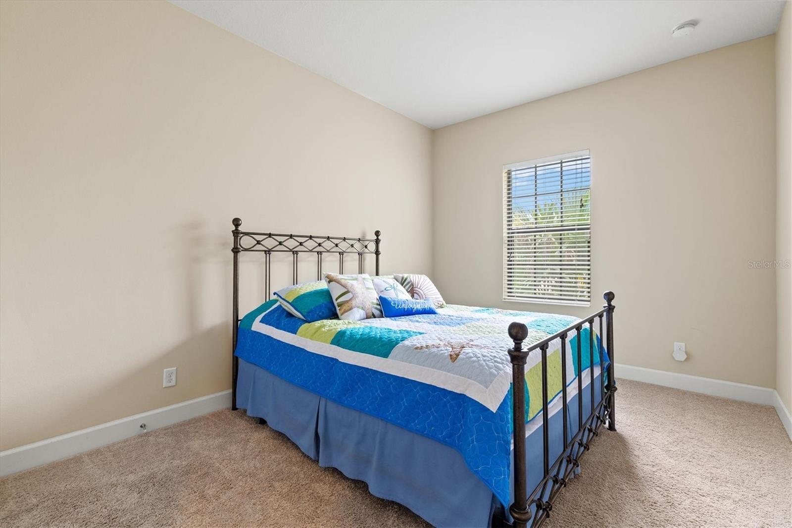 Image 35 of 96 For 4945 Savona Run