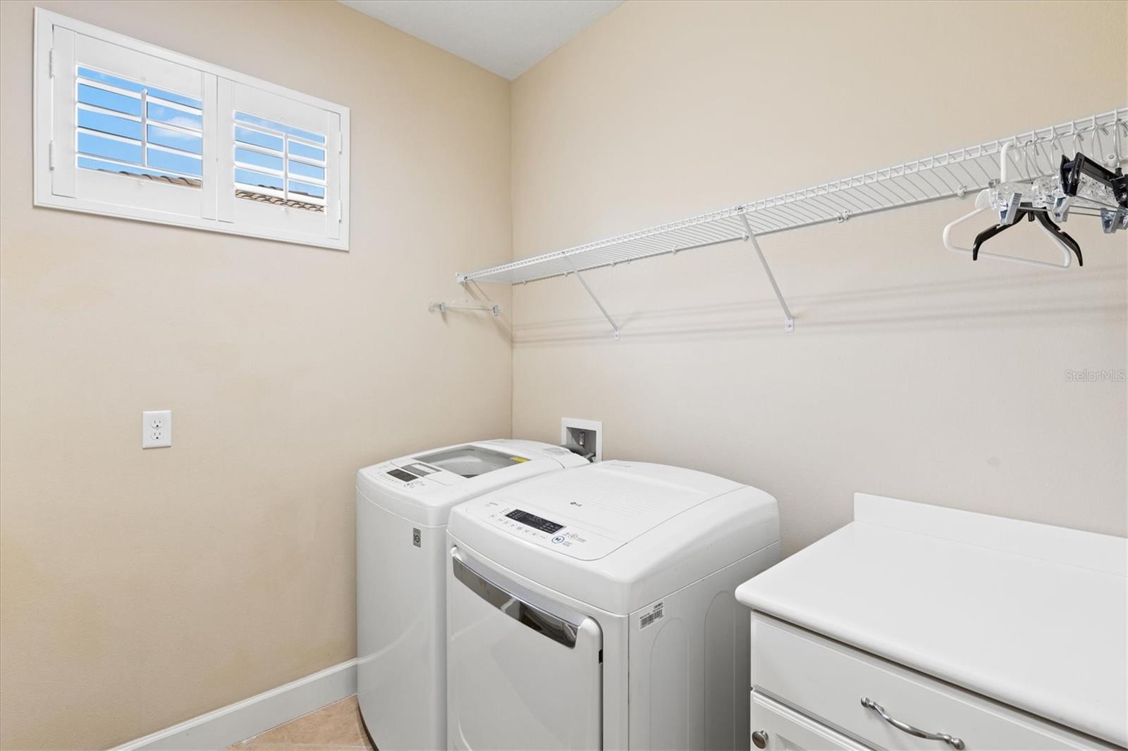 Image 37 of 96 For 4945 Savona Run