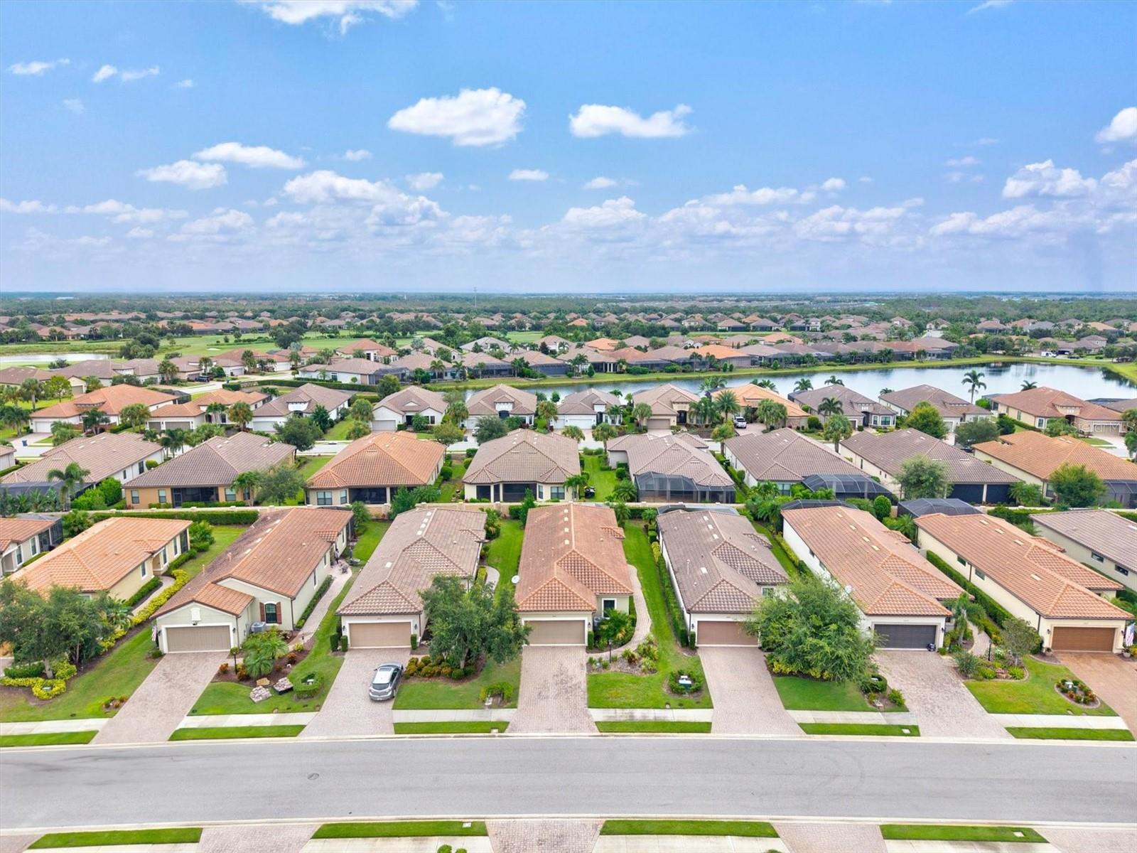 Image 50 of 96 For 4945 Savona Run