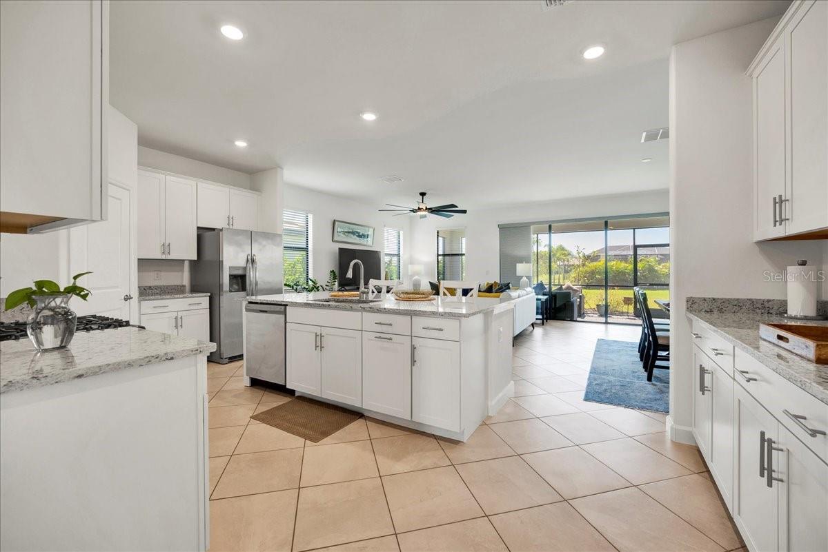 Image 21 of 48 For 5161 Coral Reef Way