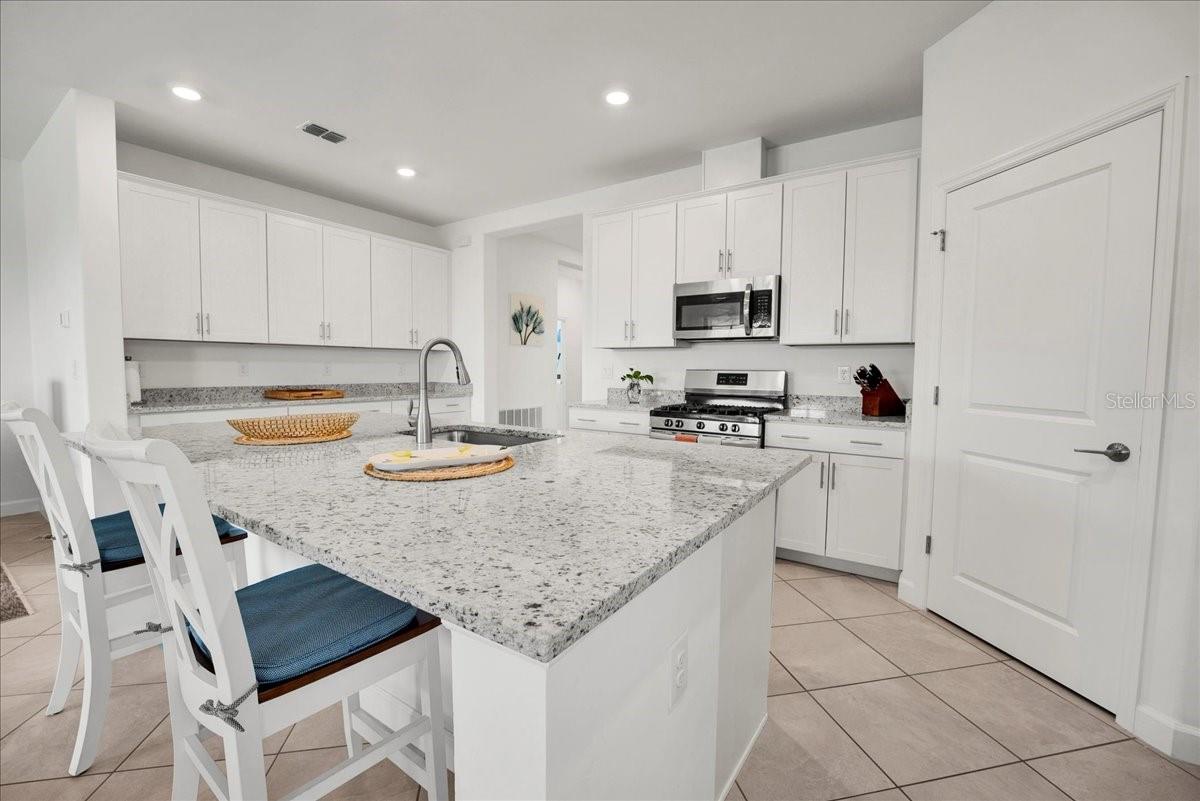 Image 23 of 48 For 5161 Coral Reef Way