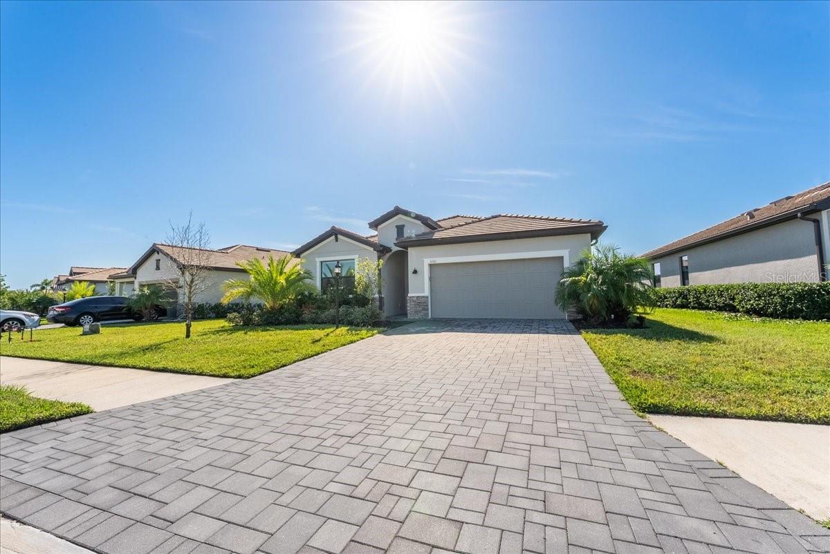 Image 3 of 48 For 5161 Coral Reef Way