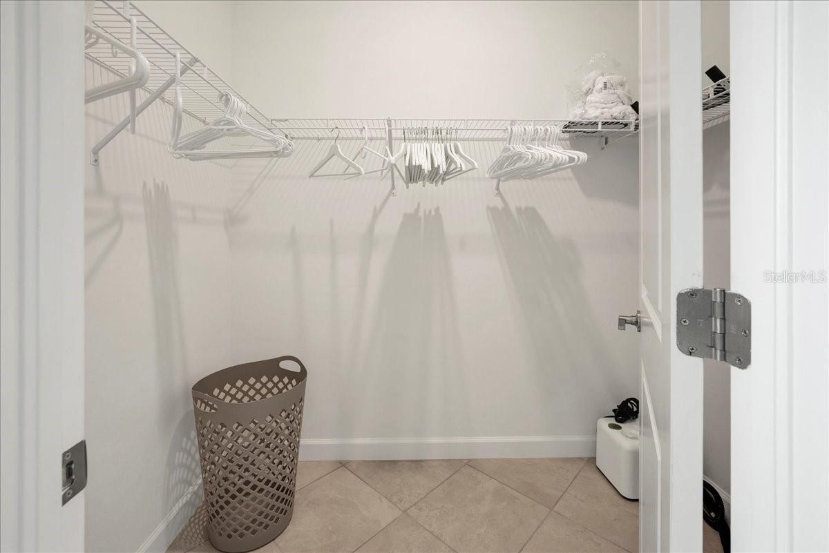 Image 32 of 48 For 5161 Coral Reef Way