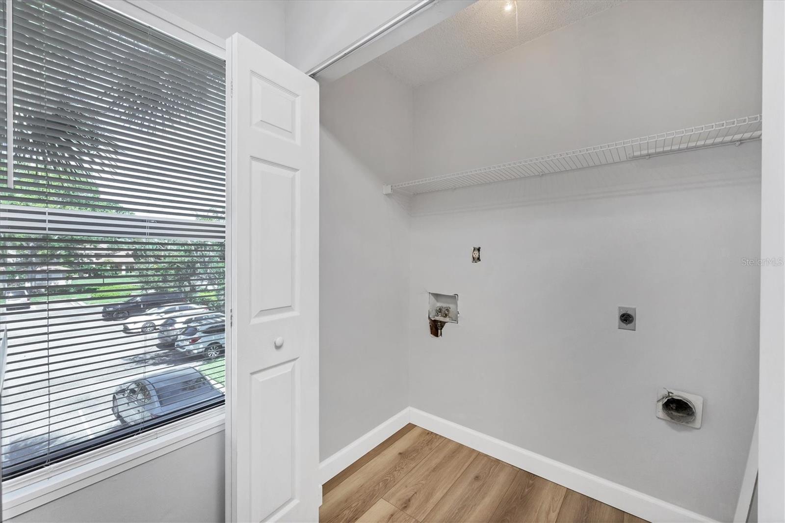 Image 12 of 26 For 4001 Crockers Lake Boulevard 27