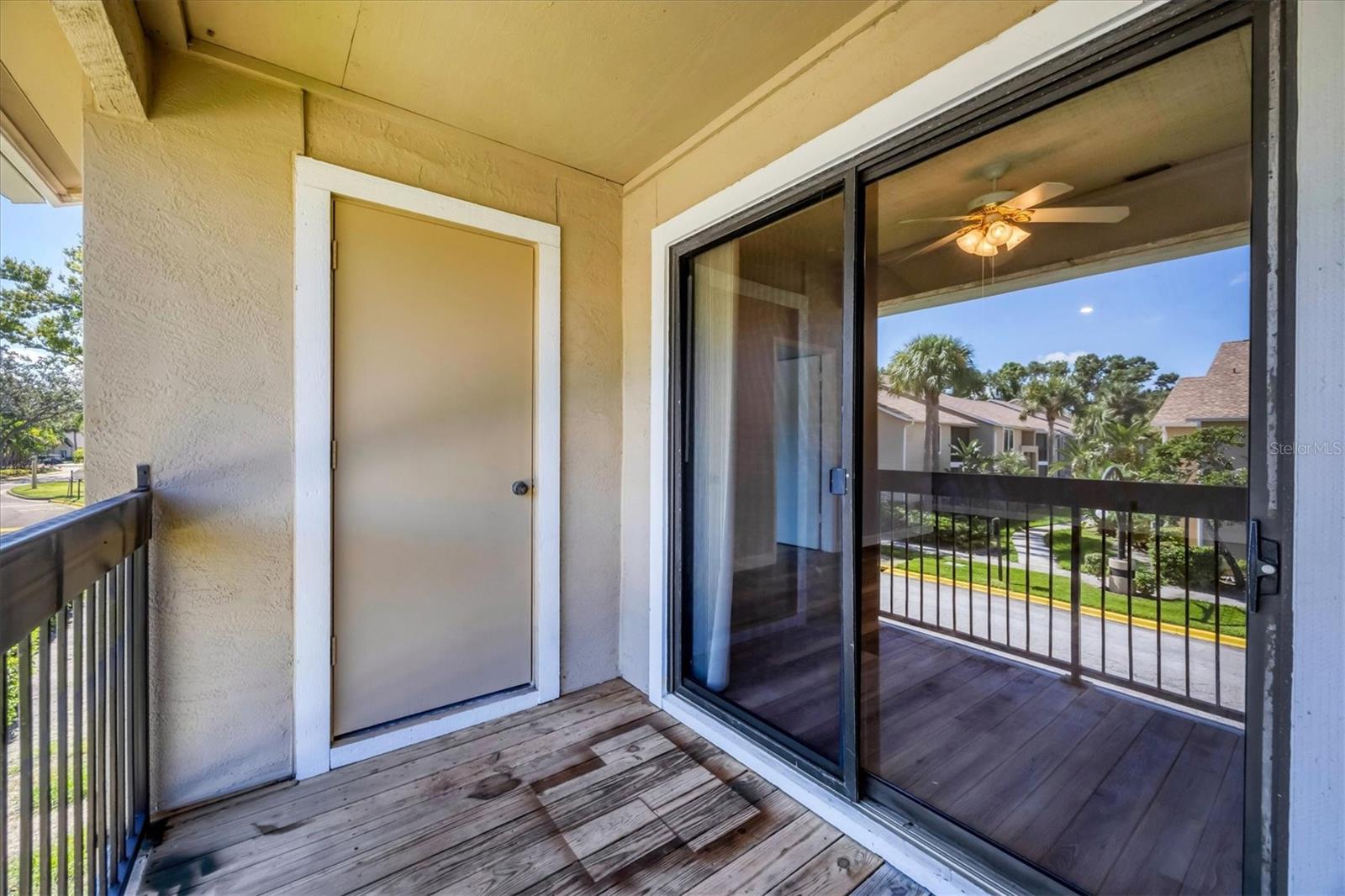 Image 13 of 26 For 4001 Crockers Lake Boulevard 27