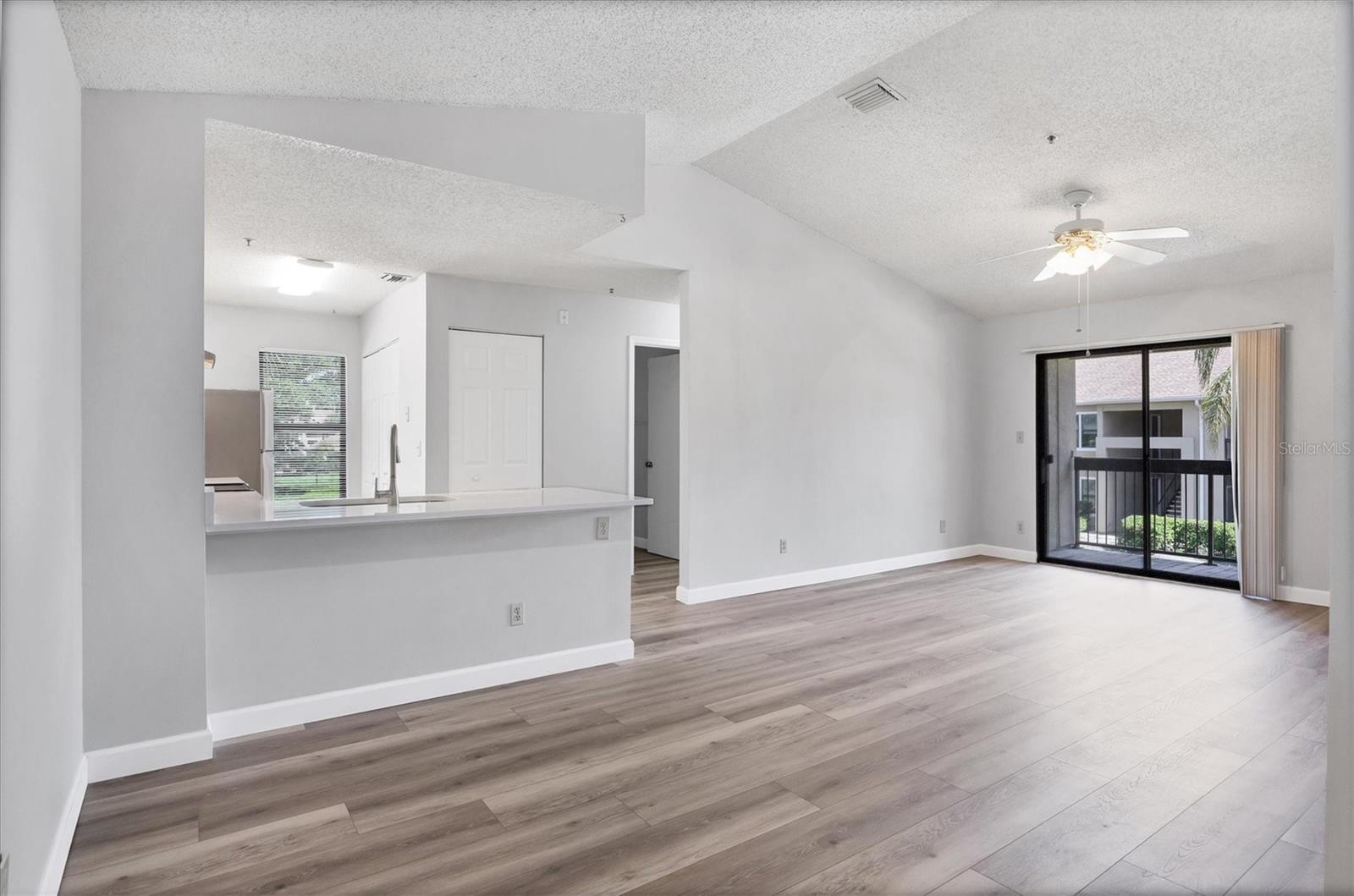 Image 7 of 26 For 4001 Crockers Lake Boulevard 27