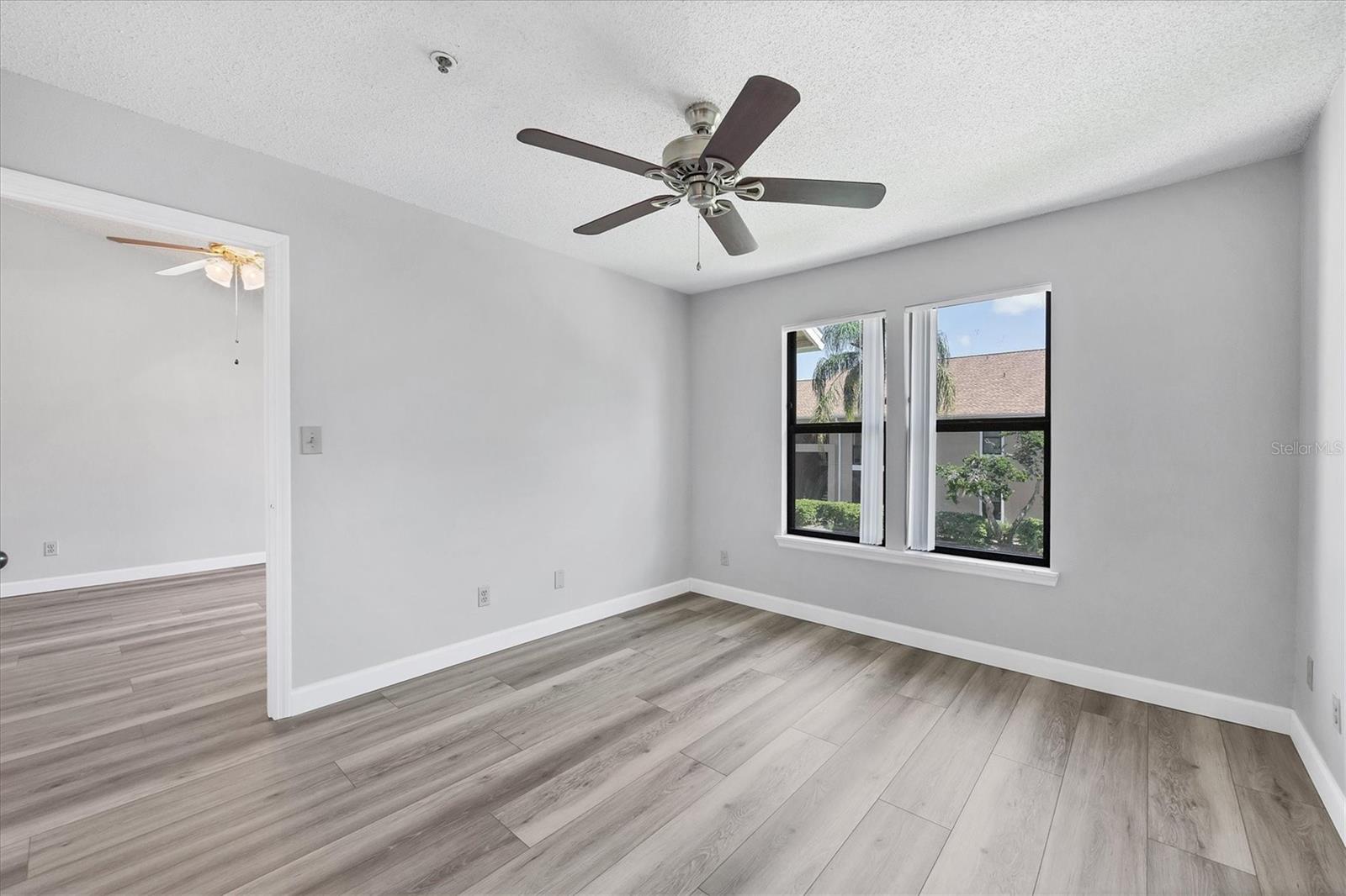 Image 8 of 26 For 4001 Crockers Lake Boulevard 27