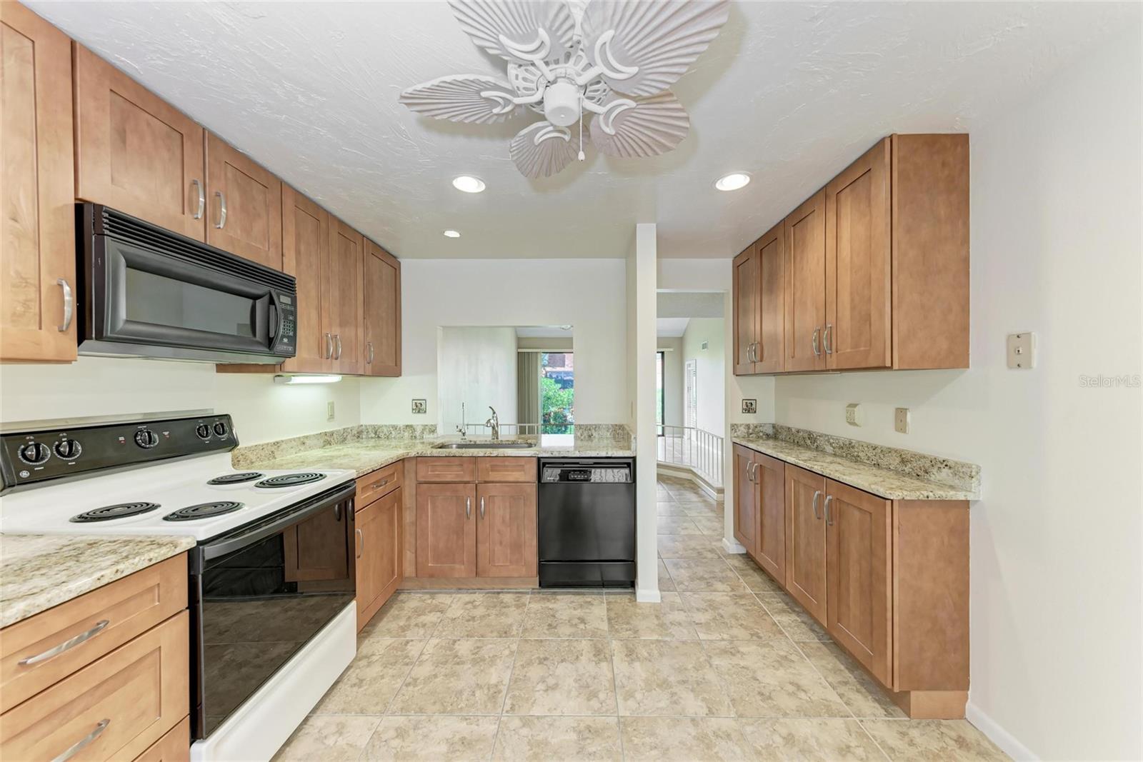 Image 15 of 46 For 5362 Huntingwood Court 16