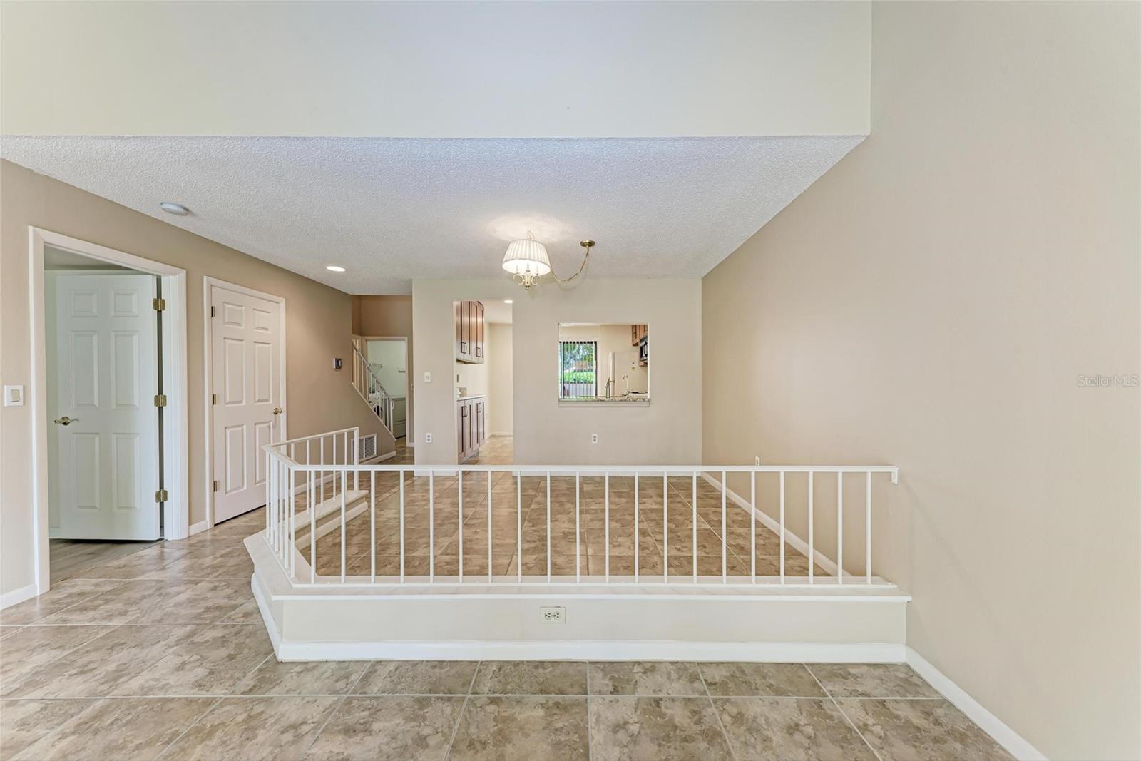 Image 17 of 46 For 5362 Huntingwood Court 16