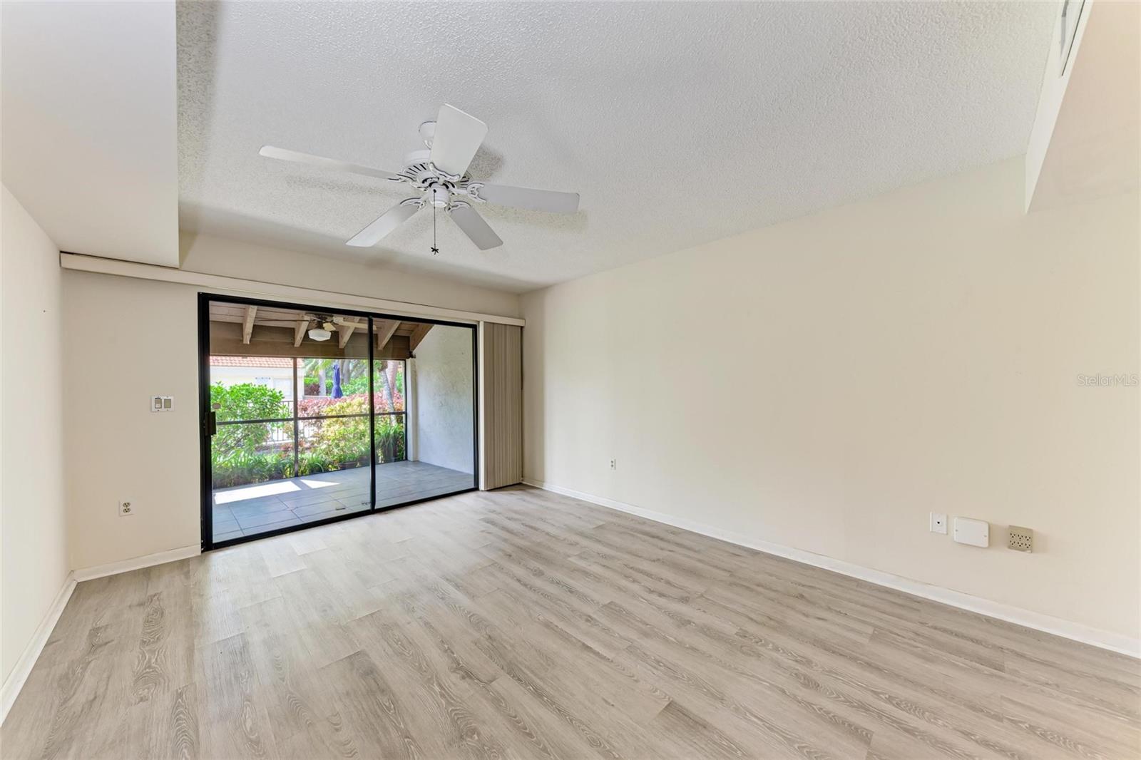 Image 20 of 46 For 5362 Huntingwood Court 16