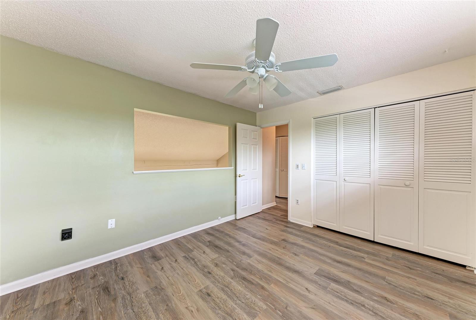 Image 29 of 46 For 5362 Huntingwood Court 16