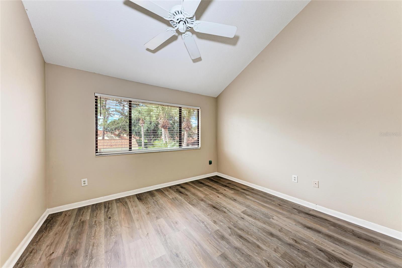 Image 30 of 46 For 5362 Huntingwood Court 16
