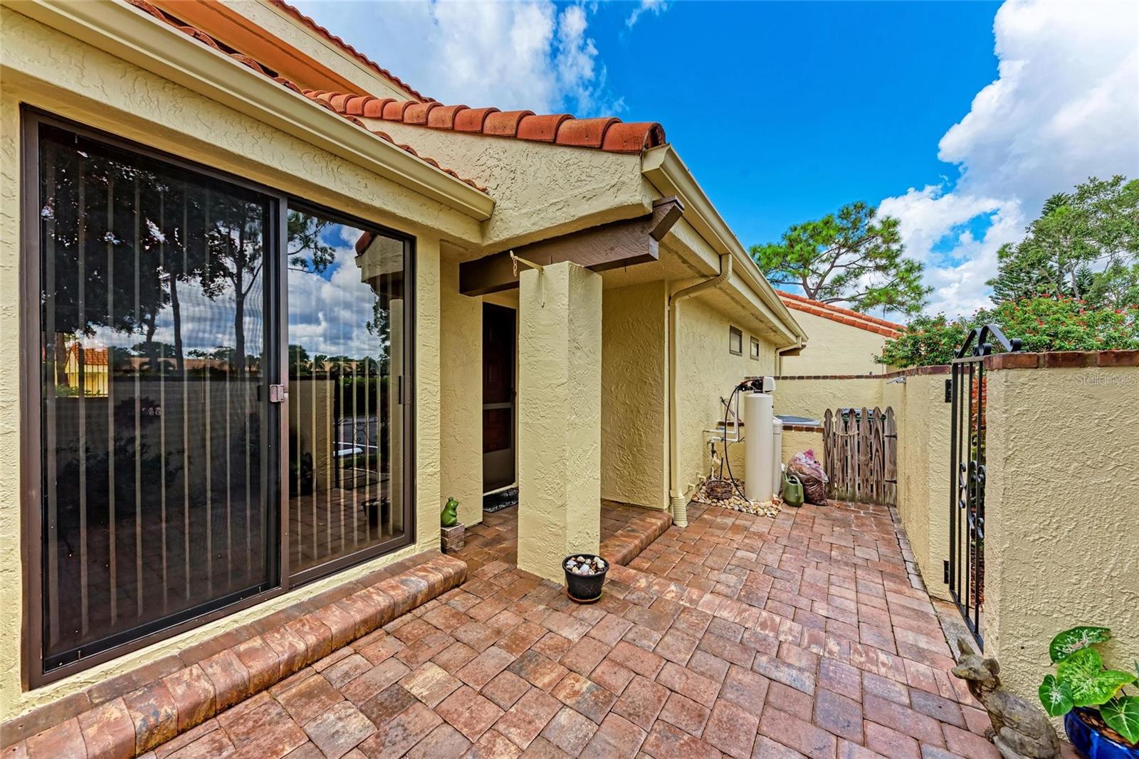 Image 4 of 46 For 5362 Huntingwood Court 16