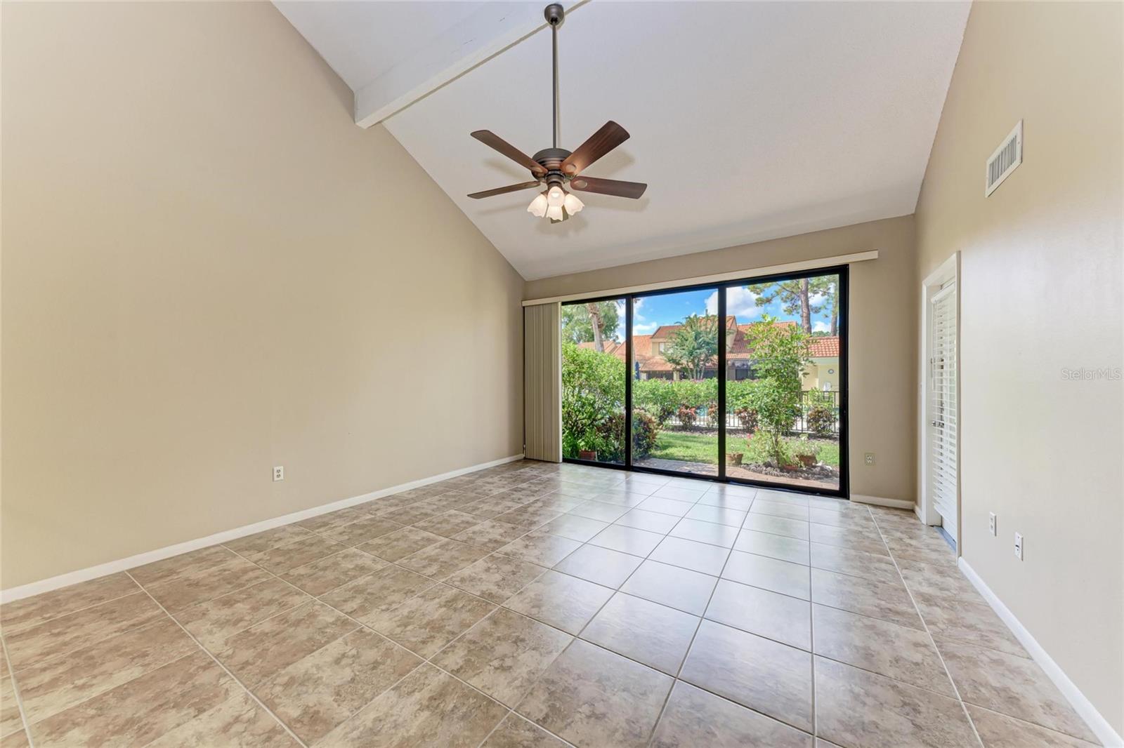 Image 9 of 46 For 5362 Huntingwood Court 16
