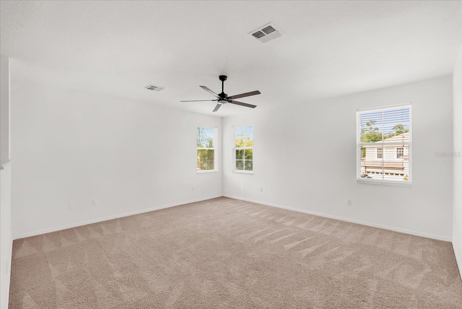 Image 19 of 36 For 5525 Oakworth Place