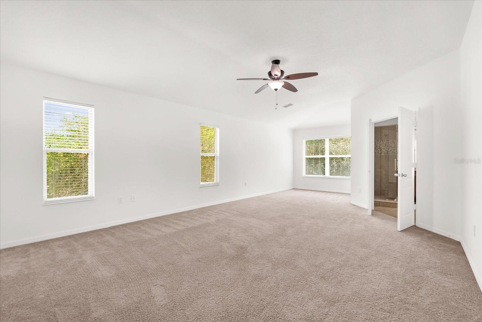 Image 22 of 36 For 5525 Oakworth Place