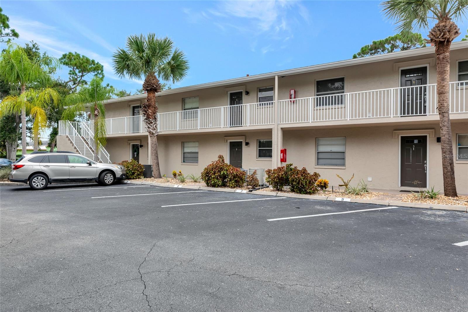 Details for 966 La Costa Circle 5, SARASOTA, FL 34237