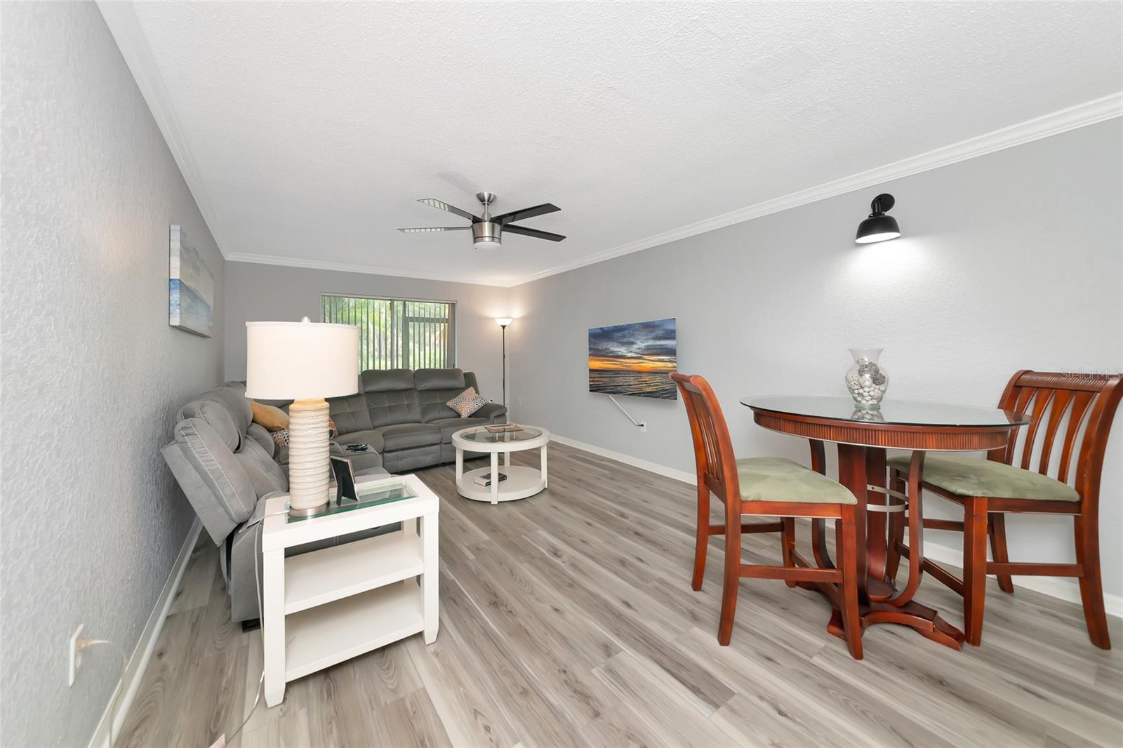 Image 14 of 39 For 966 La Costa Circle 5