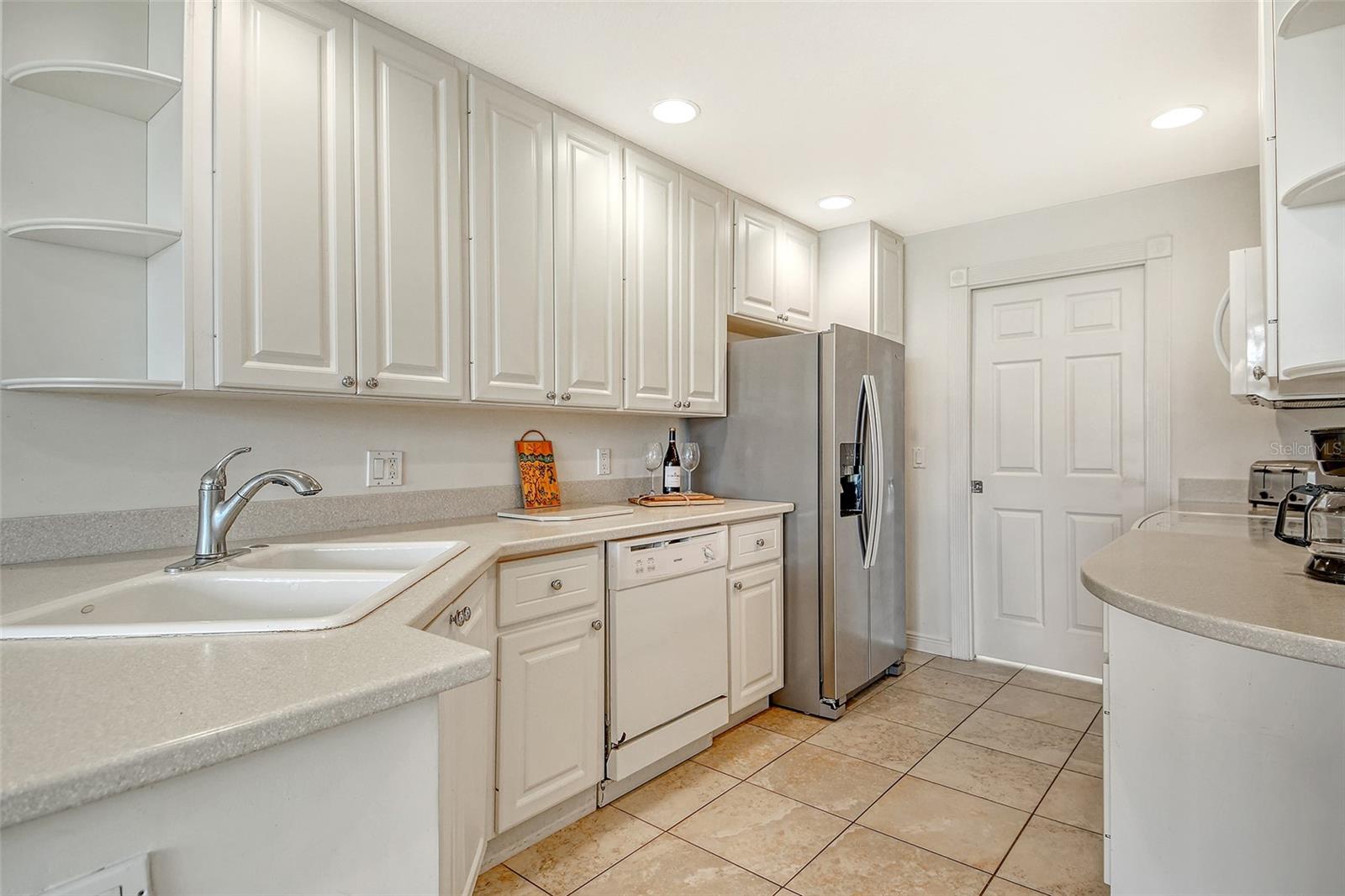 Image 10 of 49 For 1400 Burgos Drive
